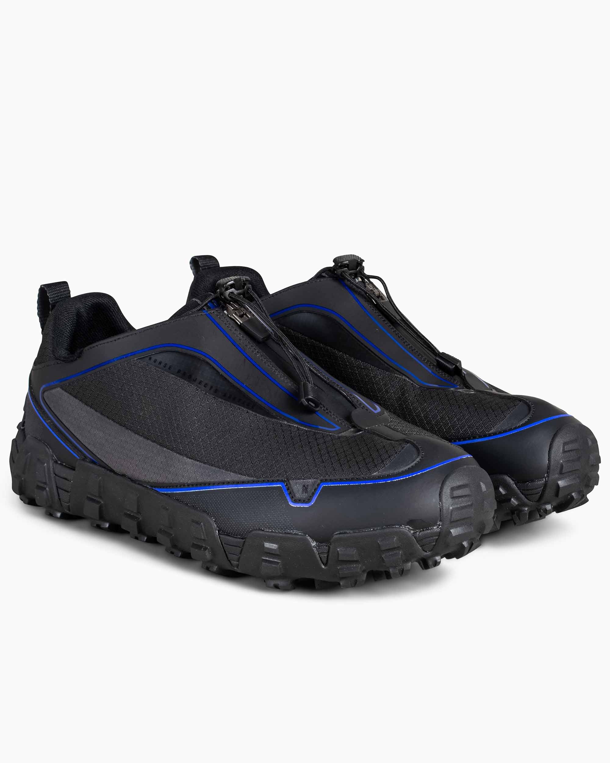 Zip Up Runner Black - 2