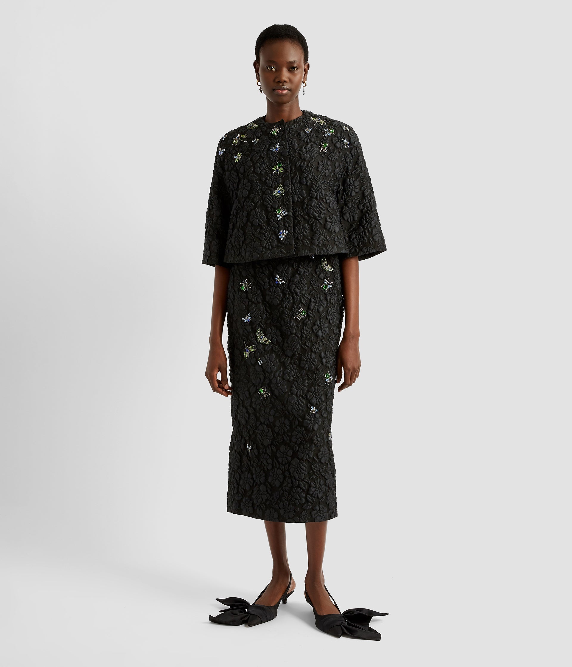 CROPPED CAPE - 4
