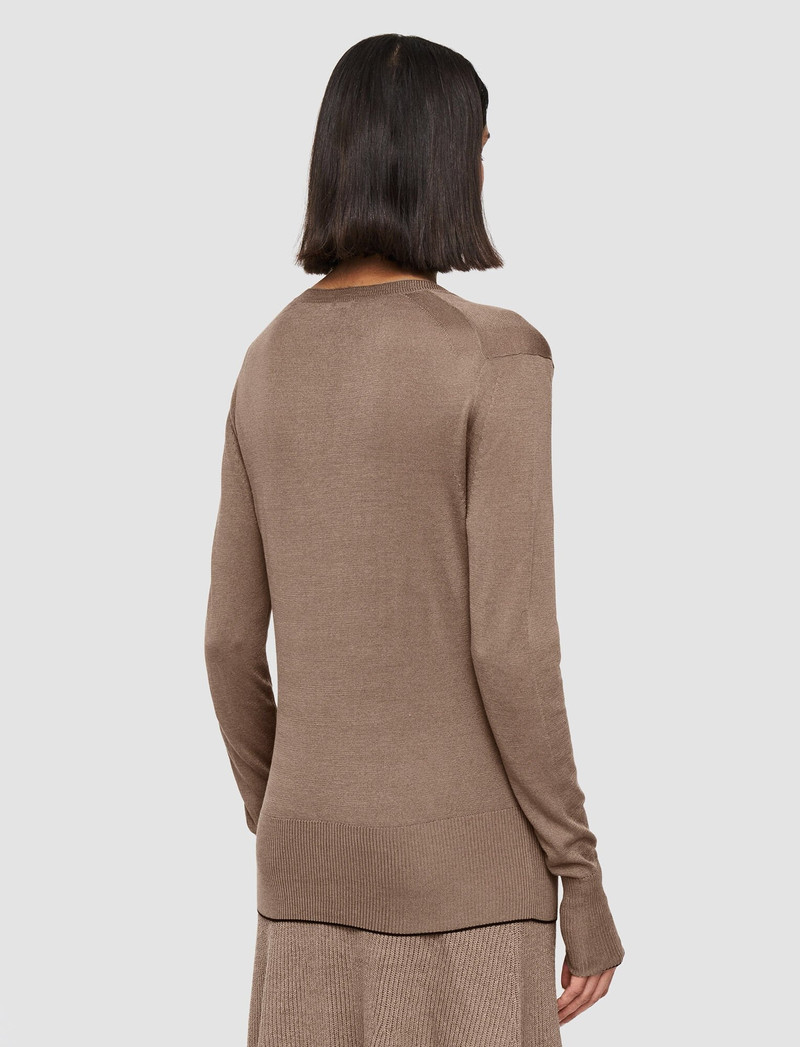 Refined Cotton Silk V Neck Jumper 4