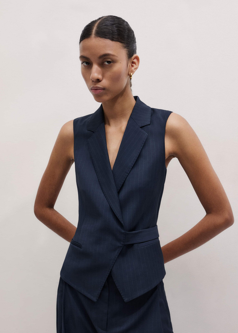ME+EM Wrap Vest outlook