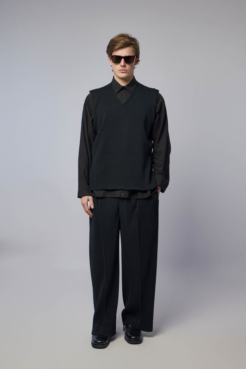 ISSEY MIYAKE Basic Knit Top outlook