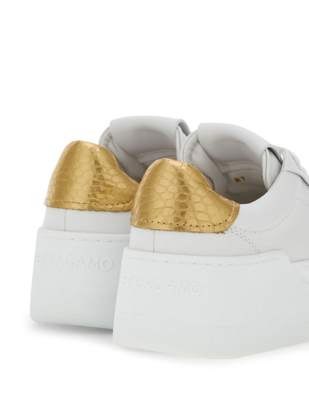 Wedge logo-patch leather sneakers - 3