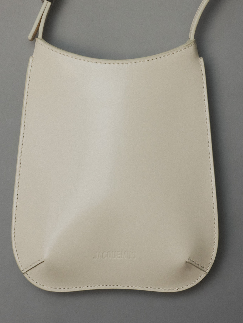 The Bisou phone pouch 3