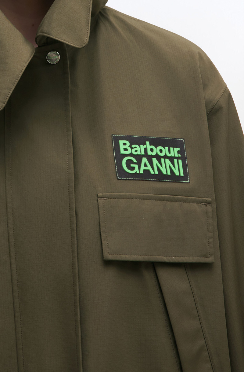 LONG COAT IN GREEN 4
