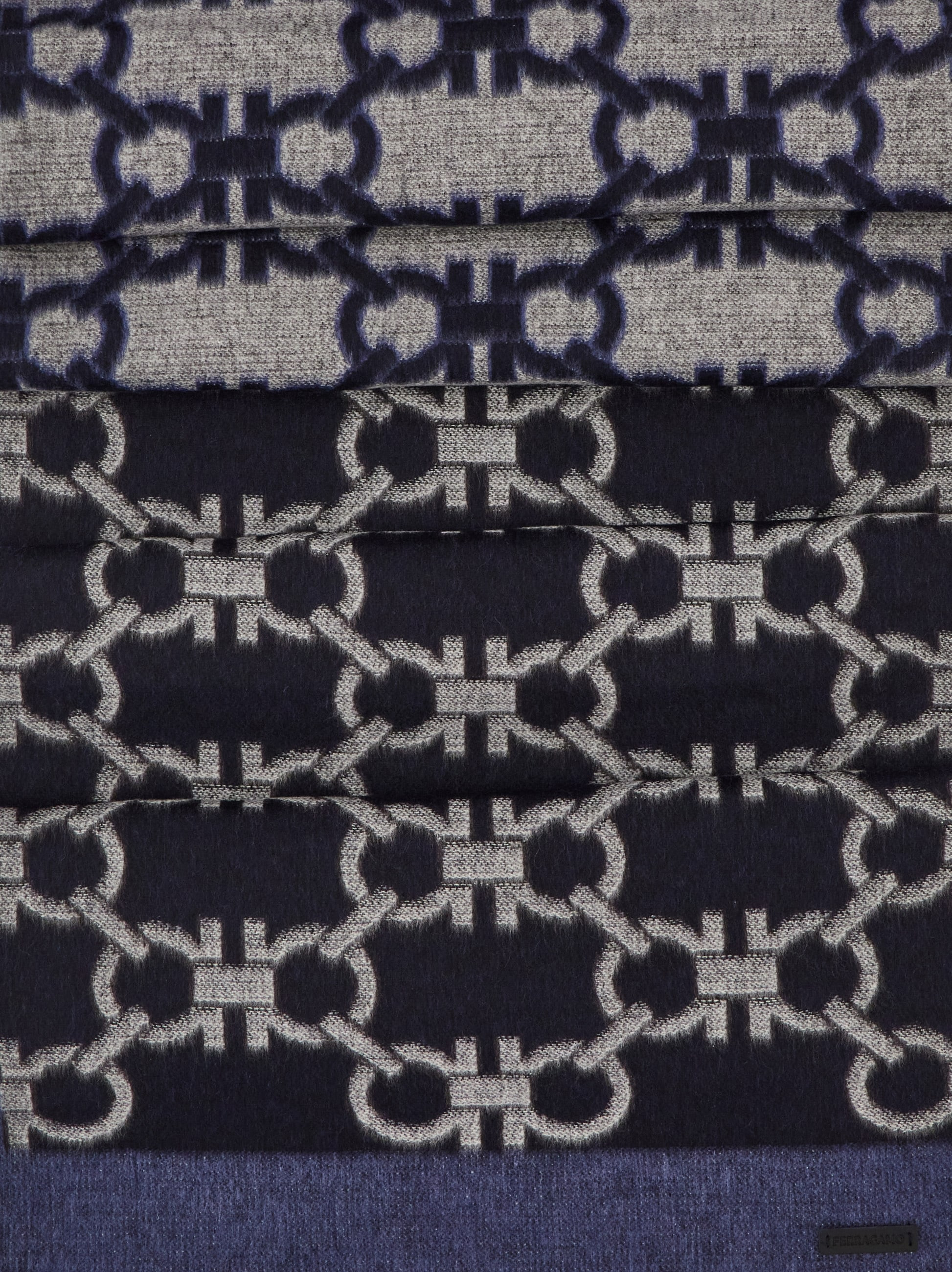 Gancini scarf - 6