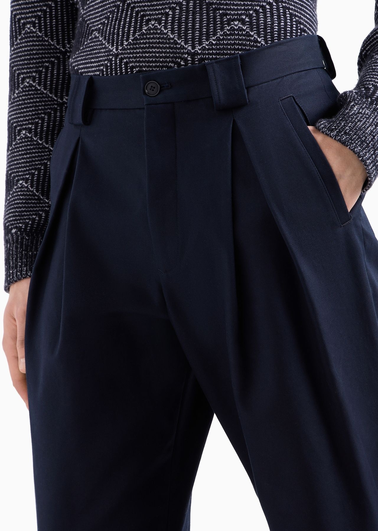 One-pleat trousers in cotton gabardine - 5
