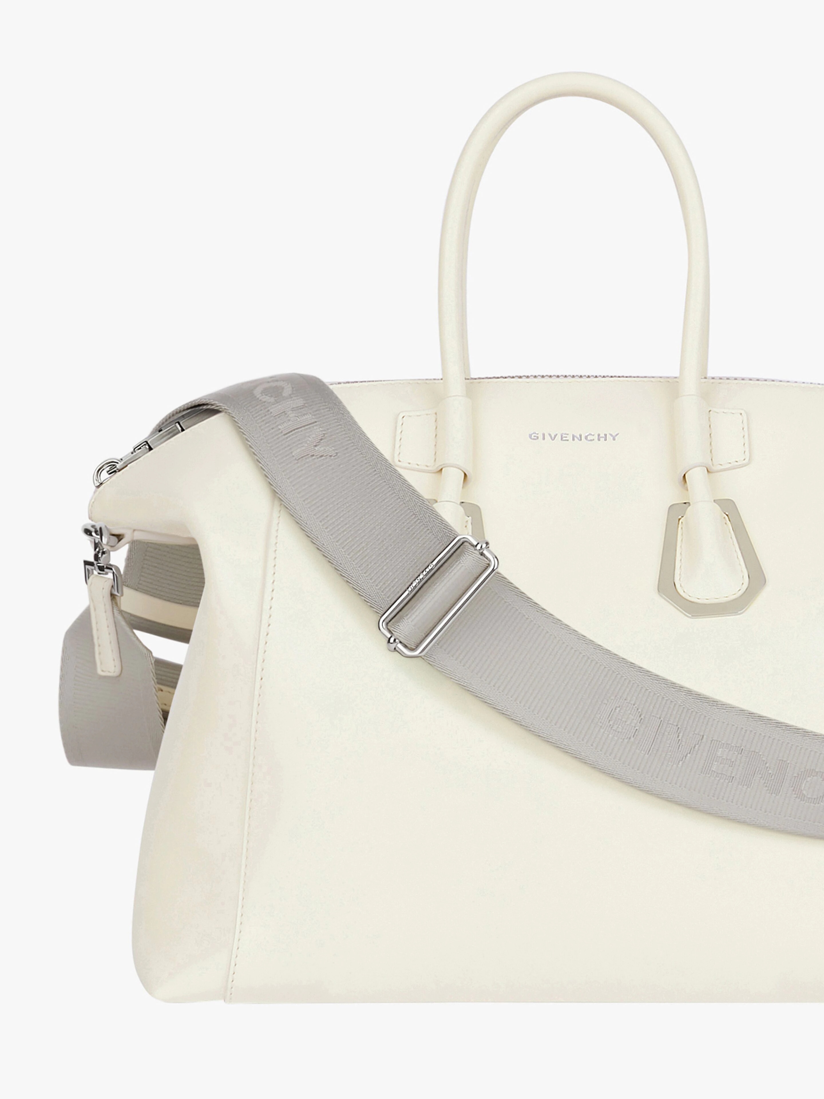 SMALL ANTIGONA SPORT BAG IN LEATHER WITH METALLIC DETAILS - 7