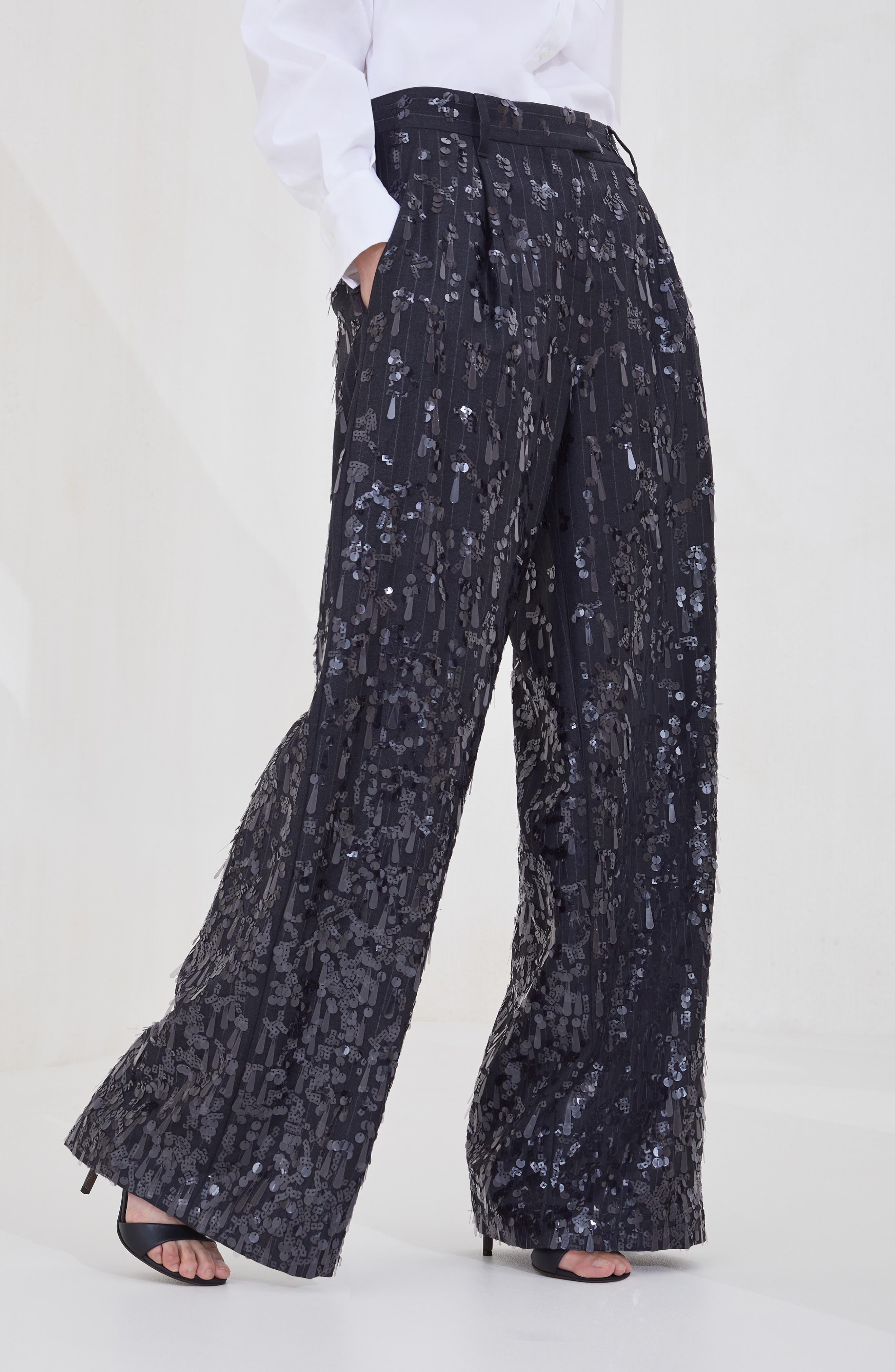 Brunello Cucinelli Loose trousers with swing drops embroidery in Lignite Grey at Nordstrom - 5