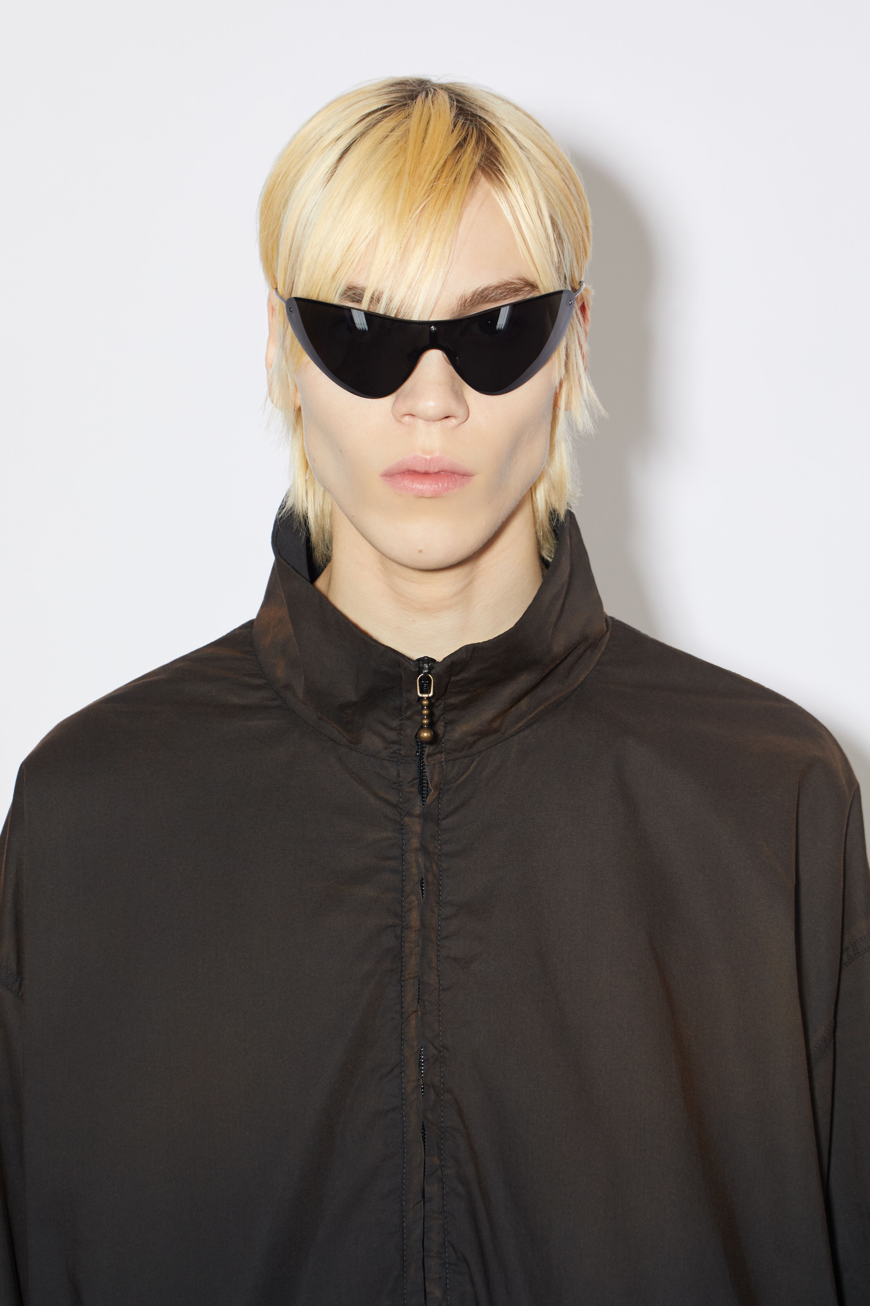 Logo zipper jacket - Black - 6