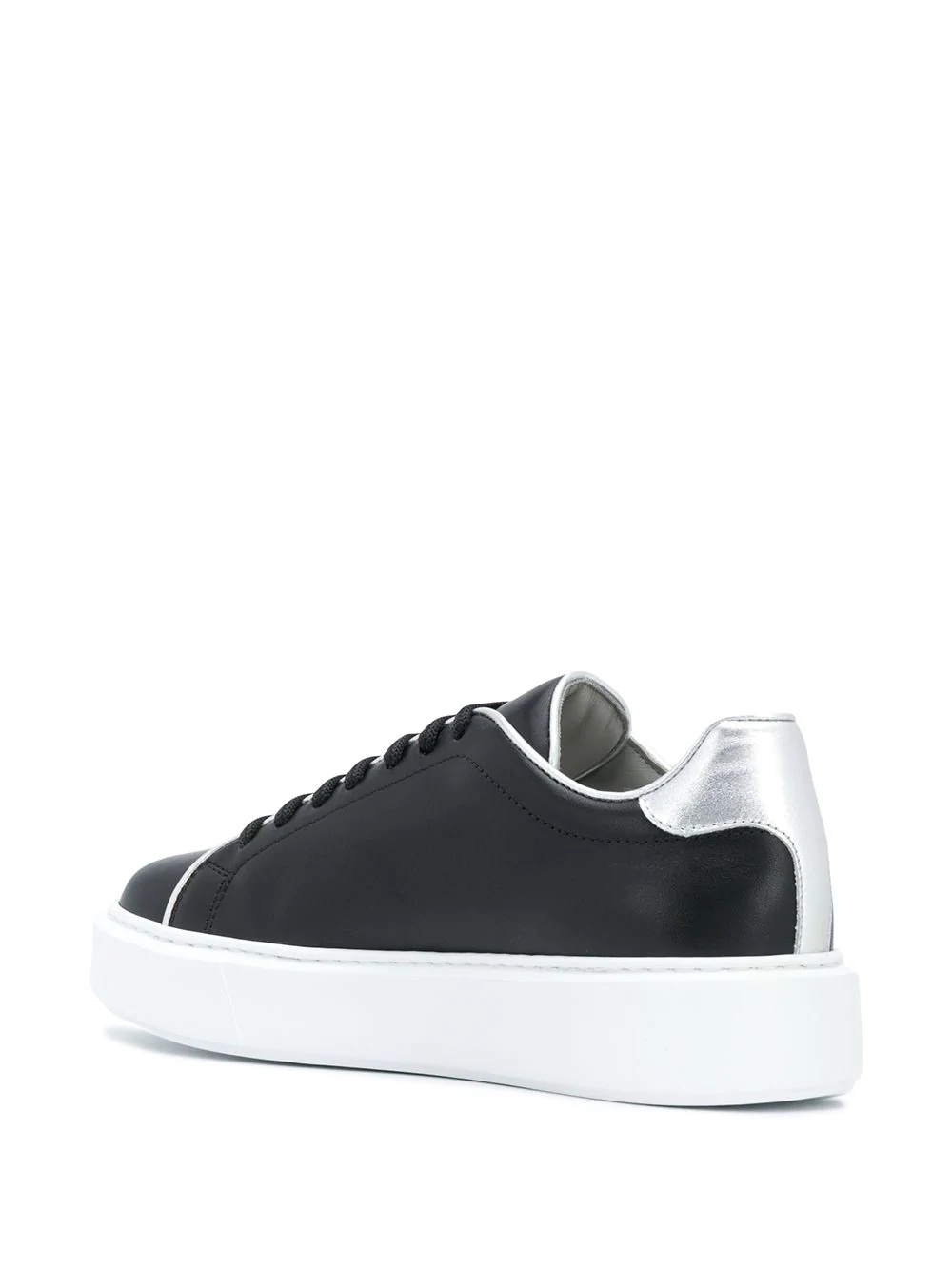 Hexagon plaque low-top sneakers - 3