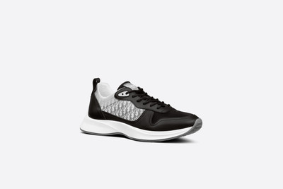 Dior B25 Runner Sneaker outlook