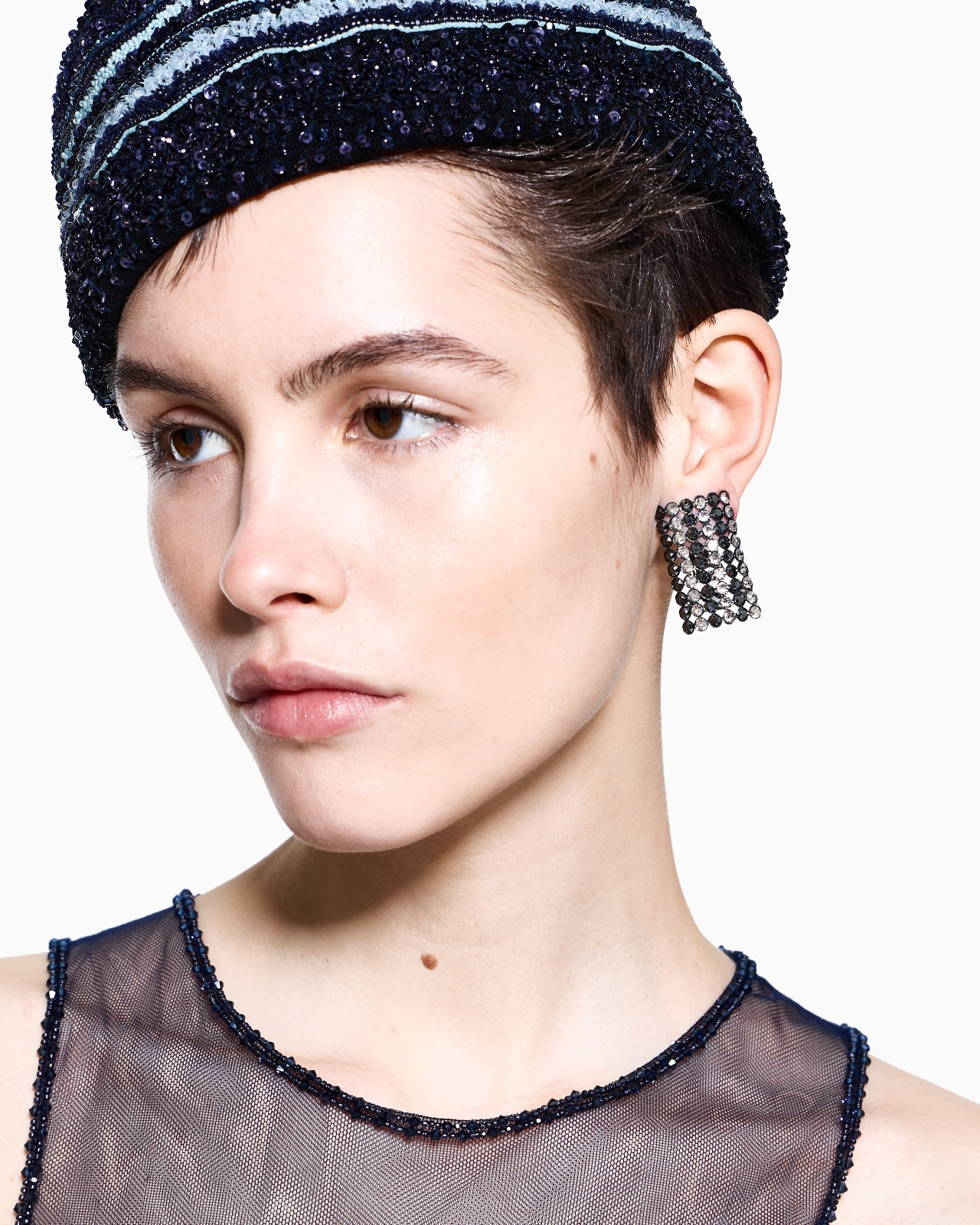 CLIP EARRINGS WITH RHINESTONES - 3