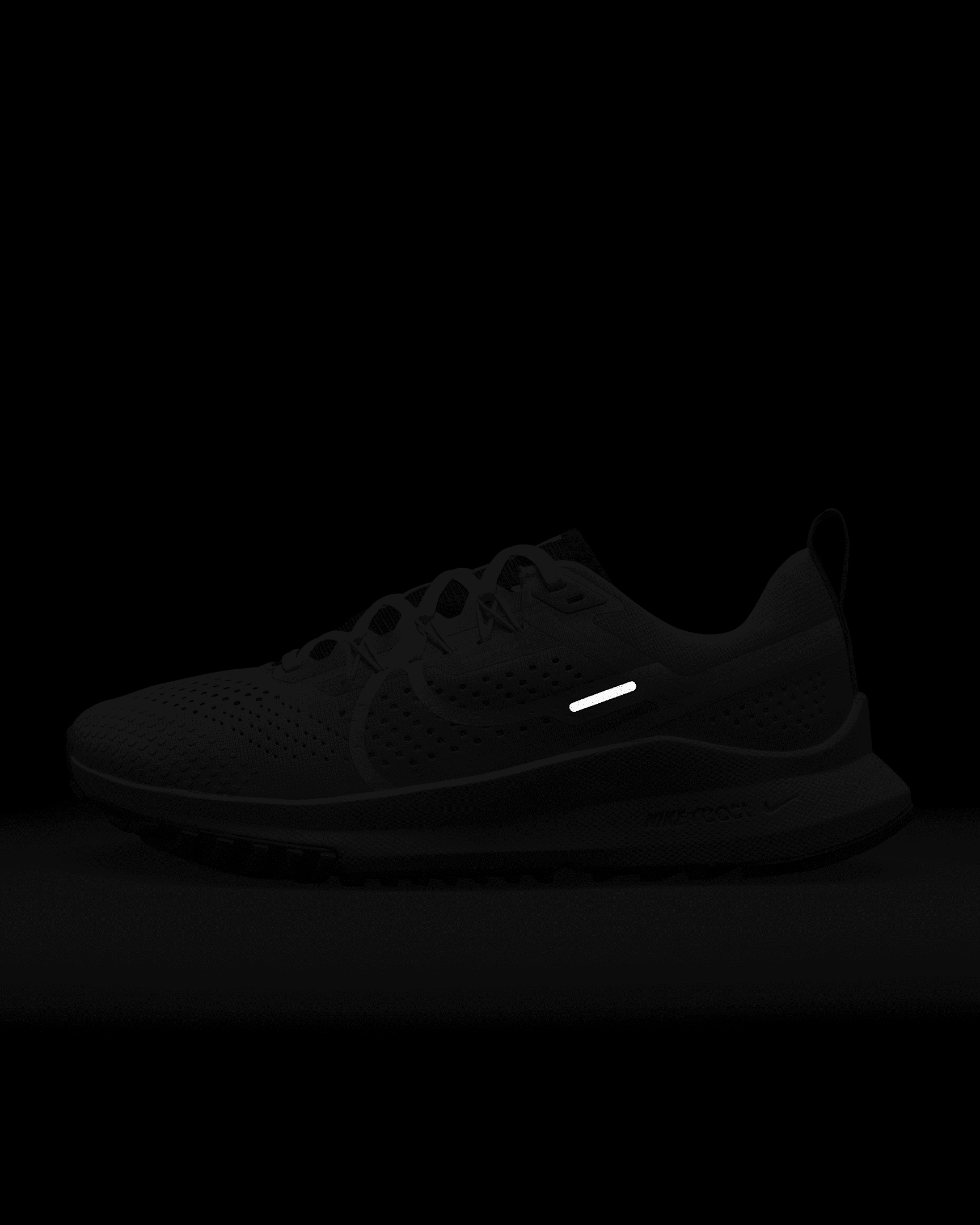 Nike Women's Pegasus Trail 4 Trail Running Shoes - 9