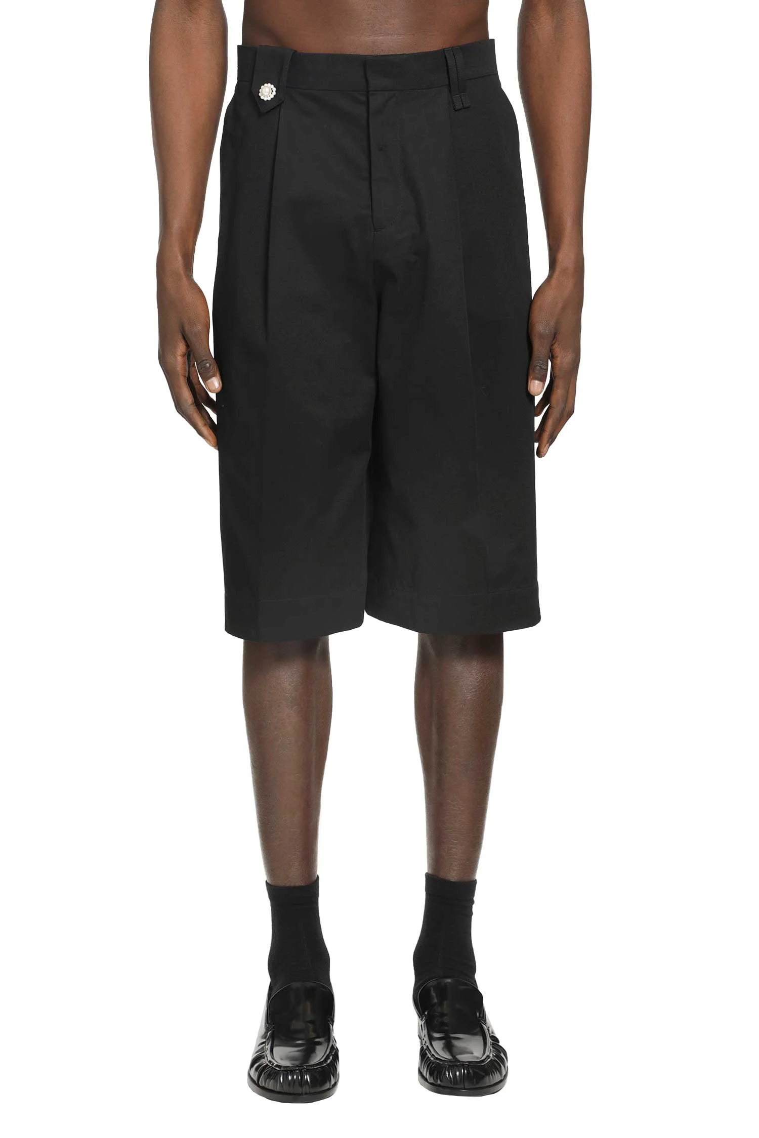 Tailored Wide Leg Shorts With Daisy - 1