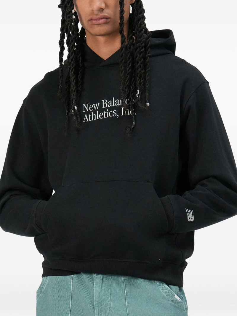 New Balance Athletics Classics hoodie outlook