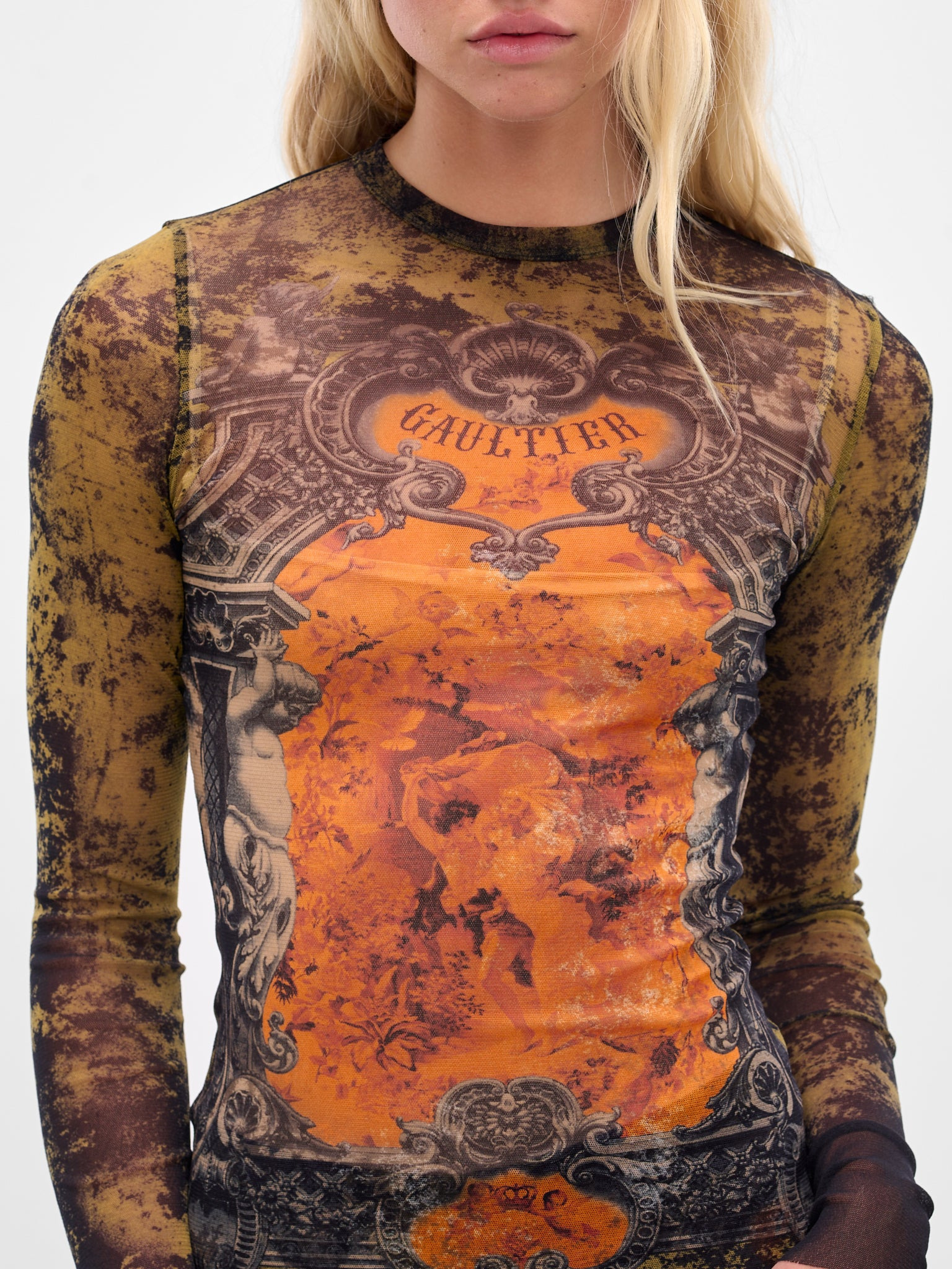 The “Médaillon" Print Long Sleeve - 5