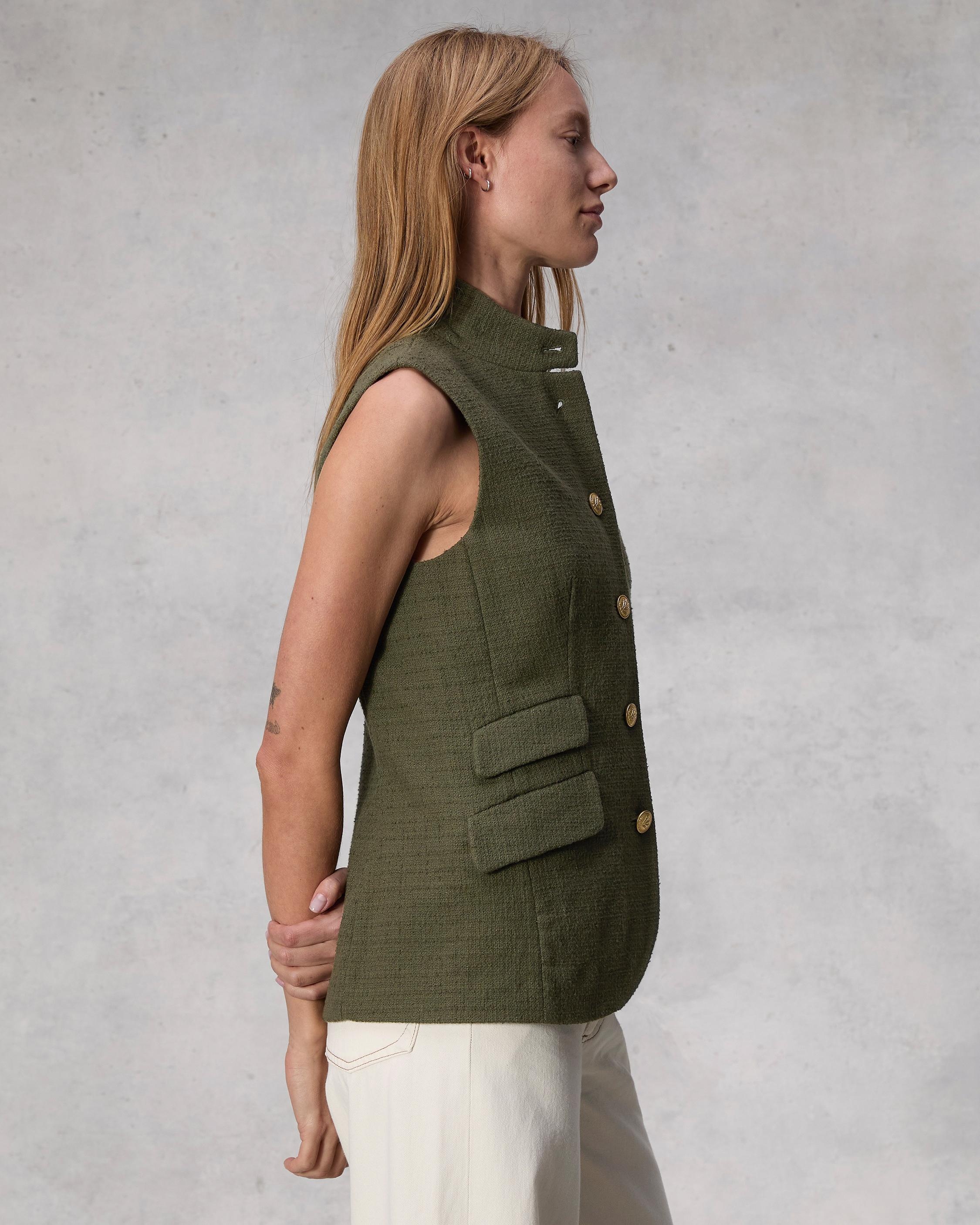 Slade Cotton Vest
Slim Fit - 4