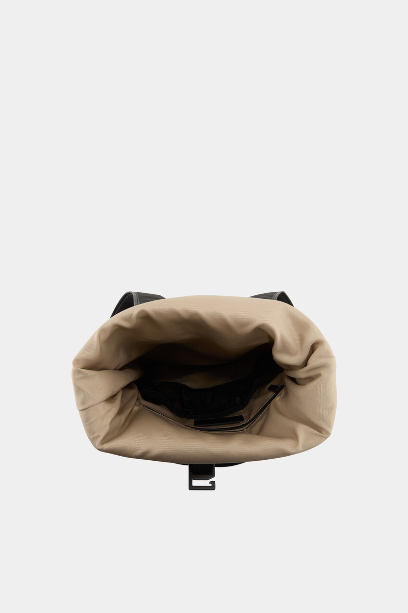 Kiroro Leon backpack in Black 4