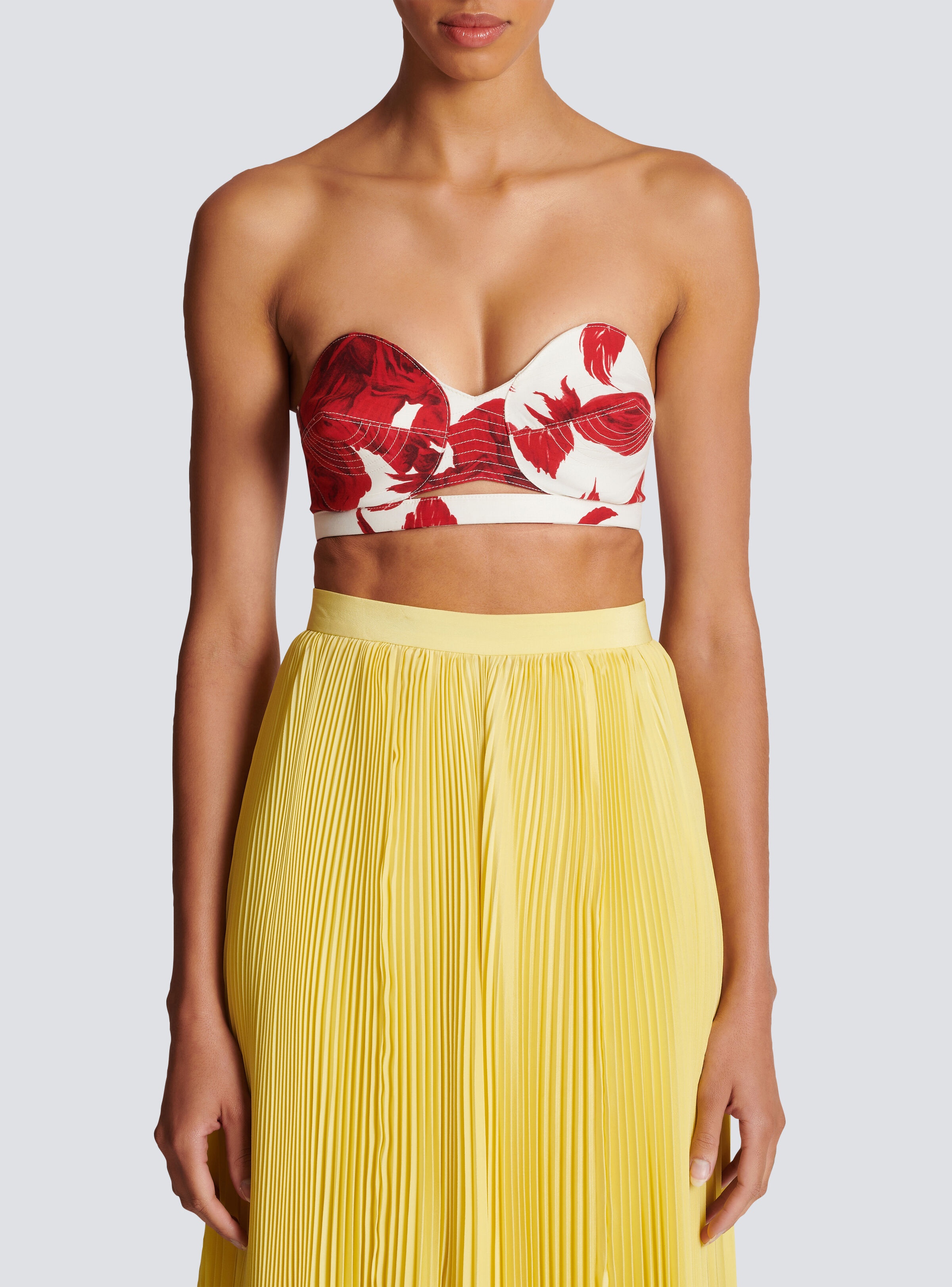 Strapless crop top with Red Roses print - 5