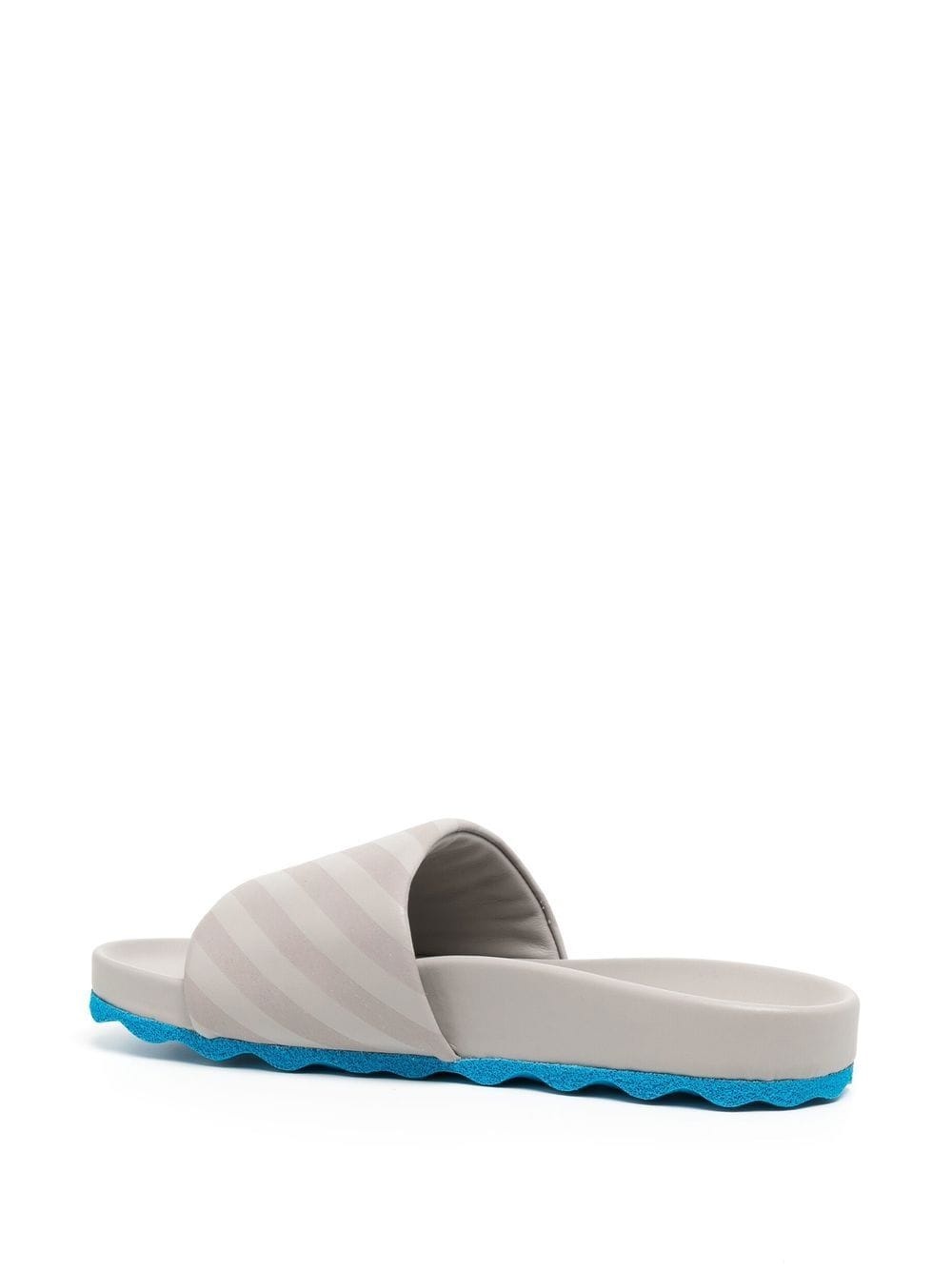 Diag-stripe slides - 3