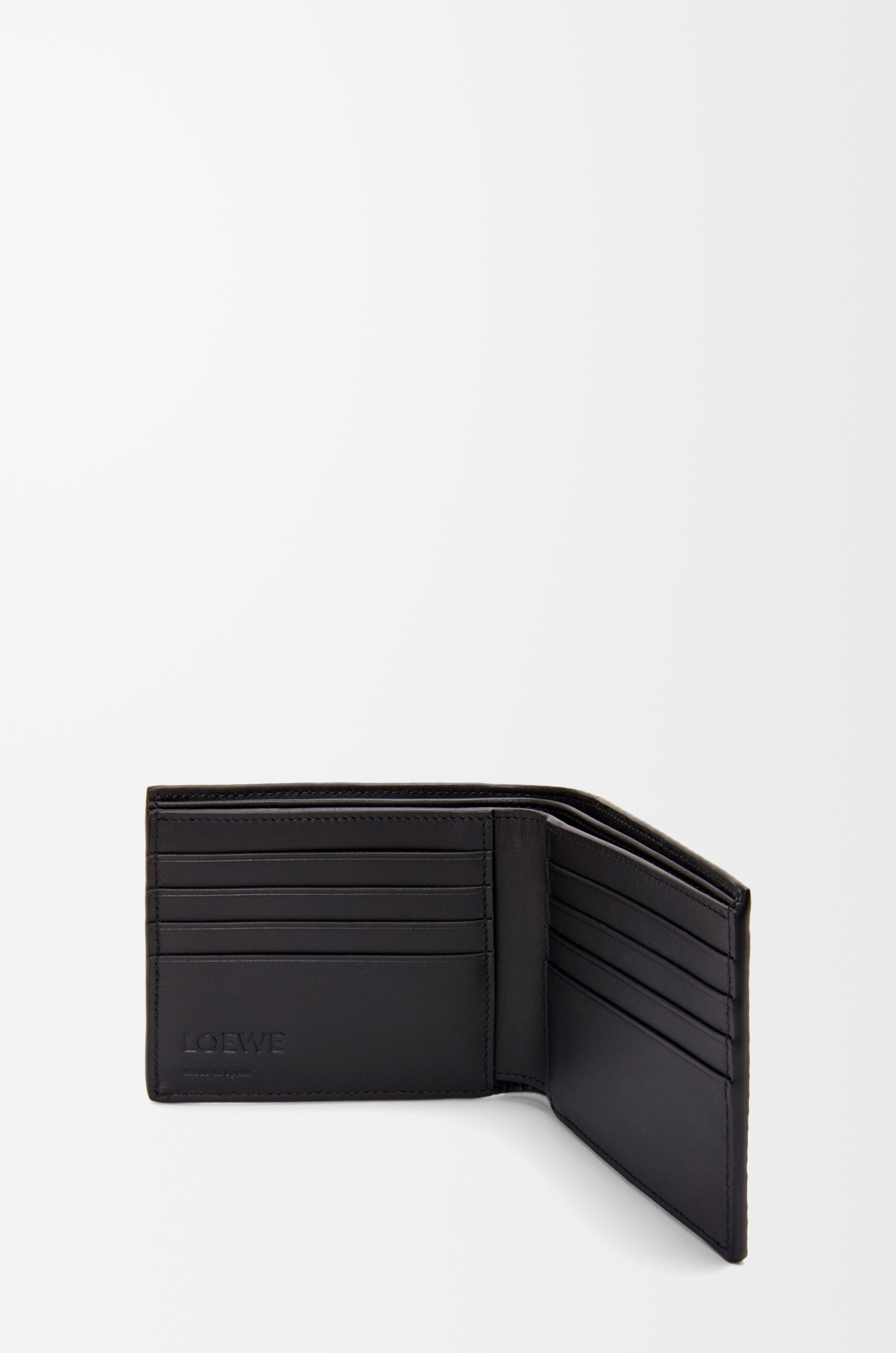 Bifold wallet in textured classic calfskin - 3