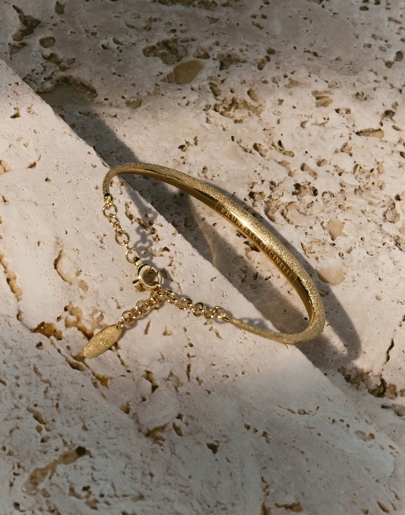 Brunello Cucinelli 18k Gold bracelet with 0.015ct Diamond outlook