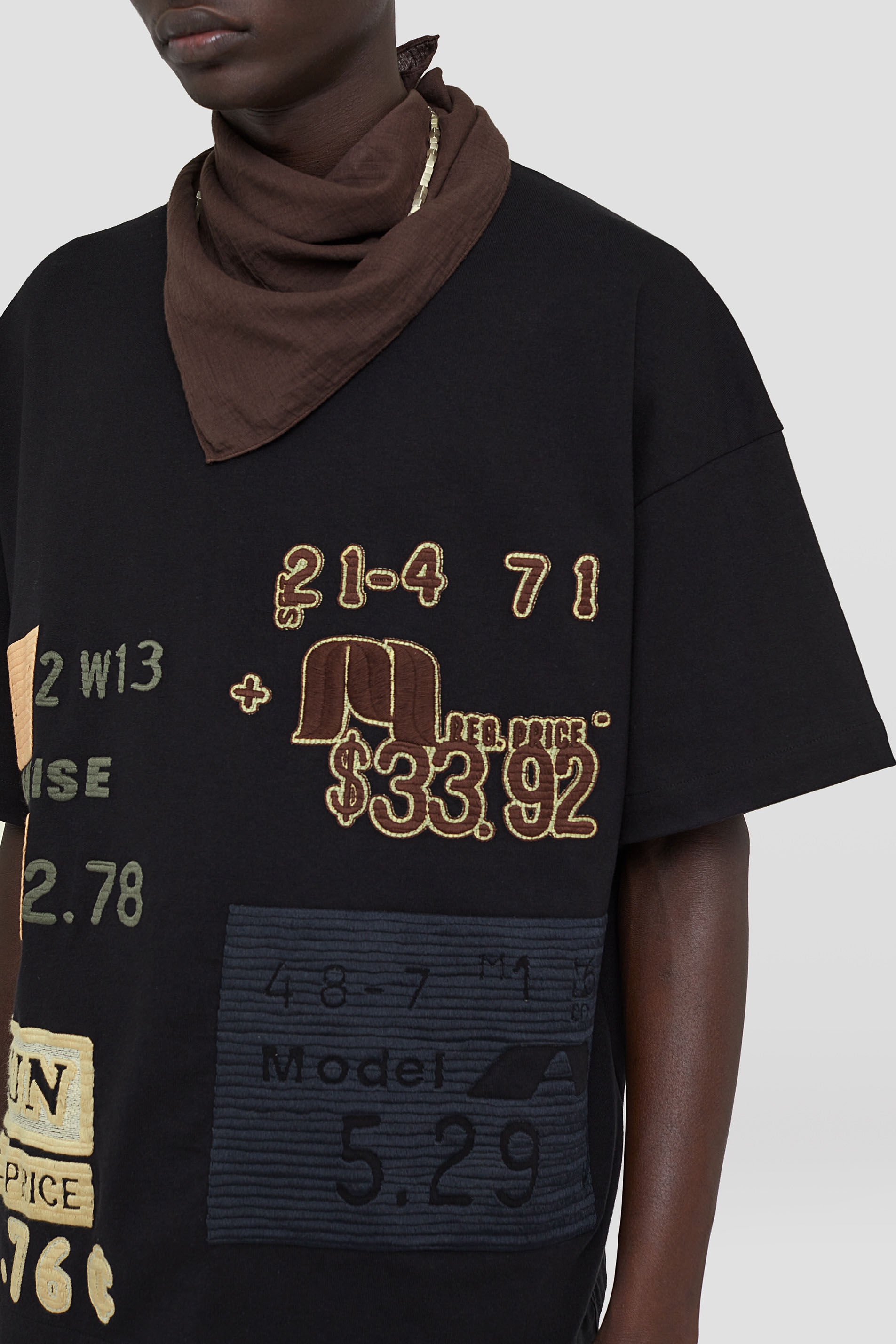 Graphic-Patch T-Shirt - 5