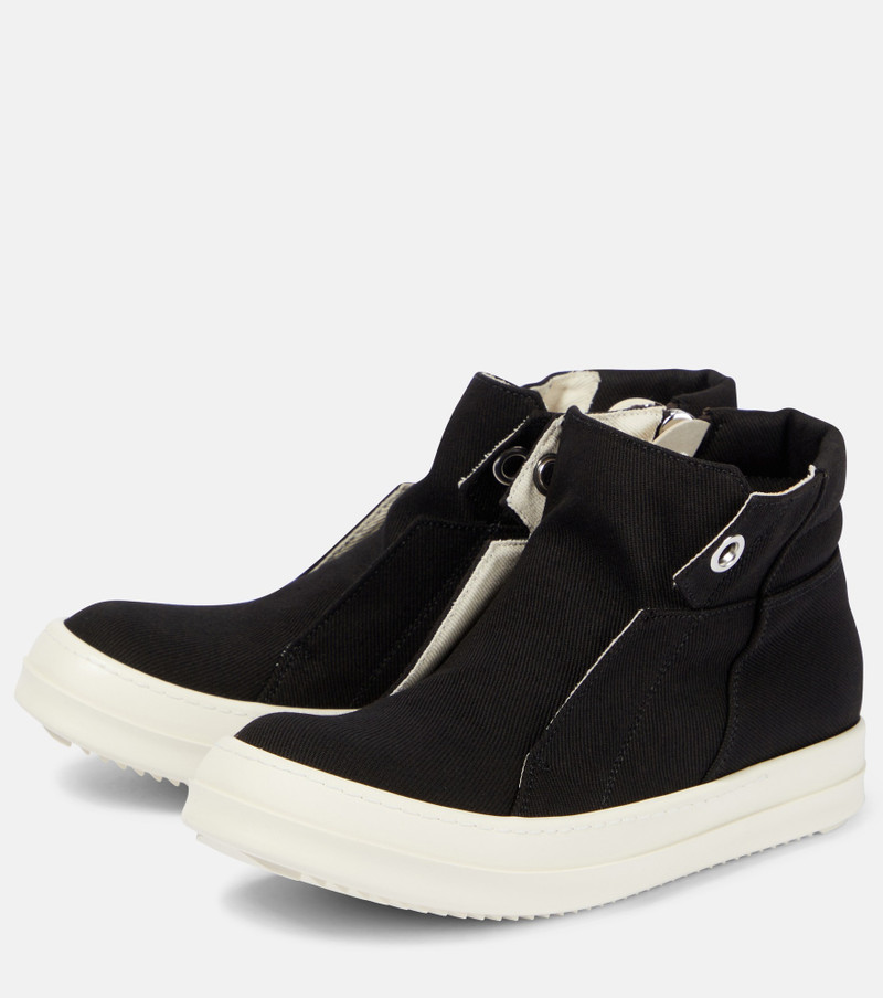 Dunk eyelet-detailing sneakers 5