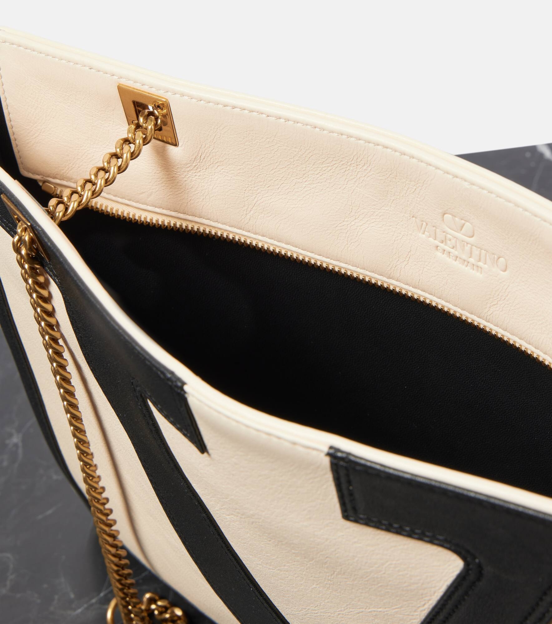 Viva Superstar Medium leather shoulder bag - 3