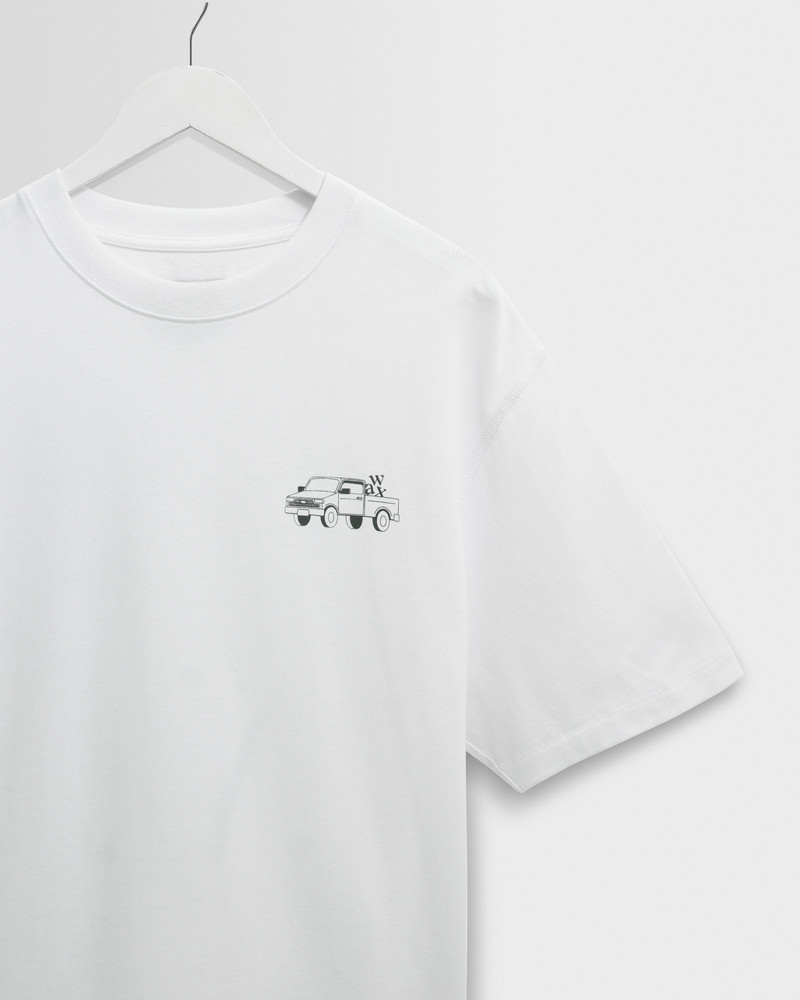Milton - White Daffodil Graphic Organic Cotton T-Shirt 9