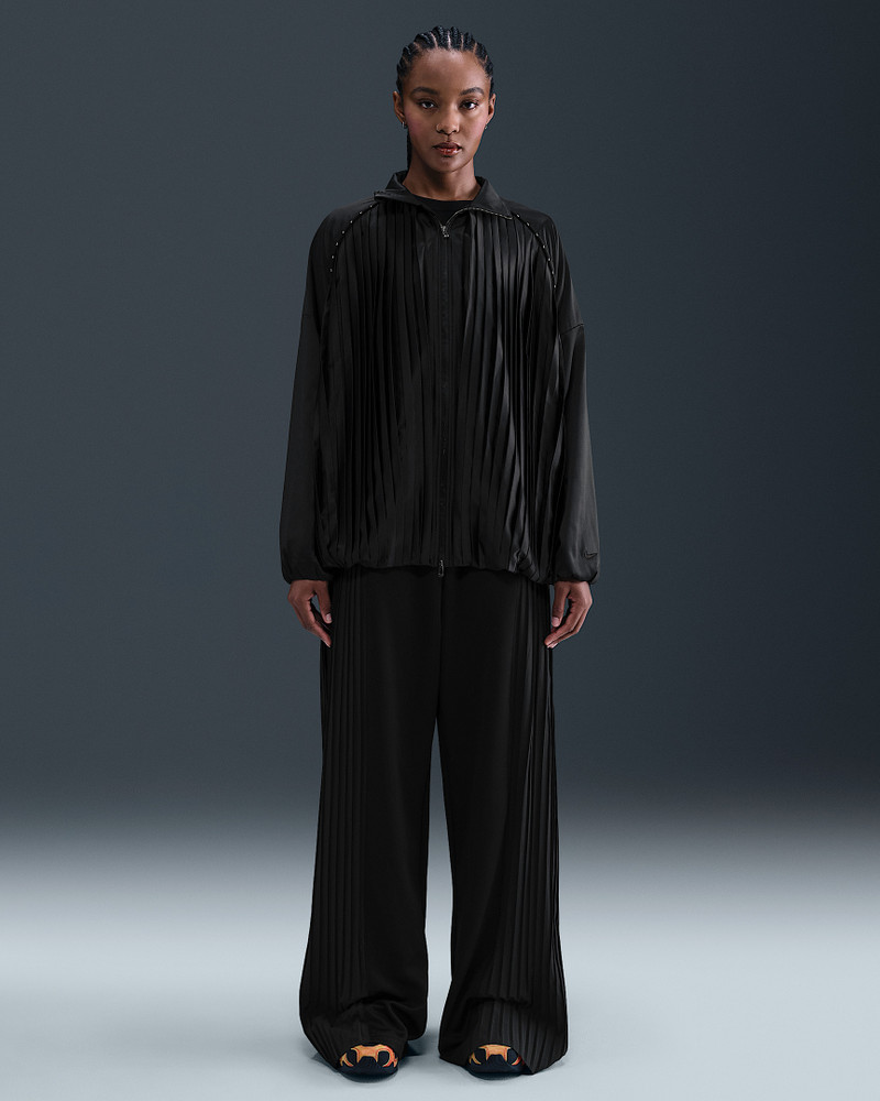 Nike Sportswear Women's Pleated Pants 1