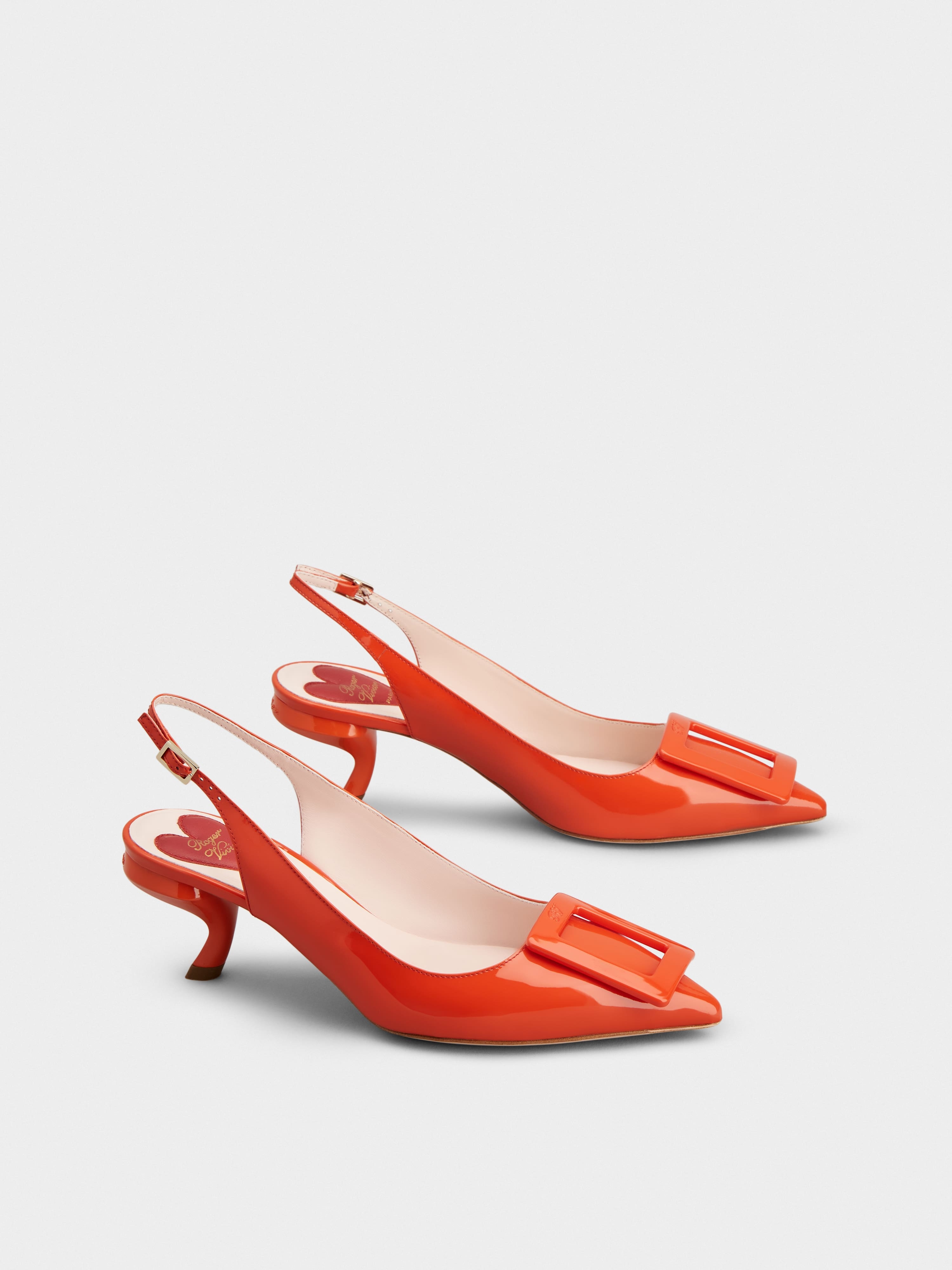 Virgule Lacquered Buckle Slingback Pumps in Patent Leather - 2