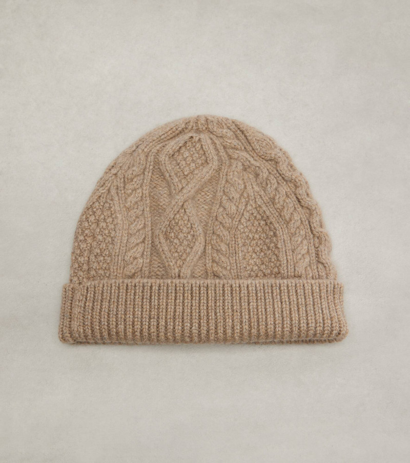 Cable-knit cashmere beanie 4