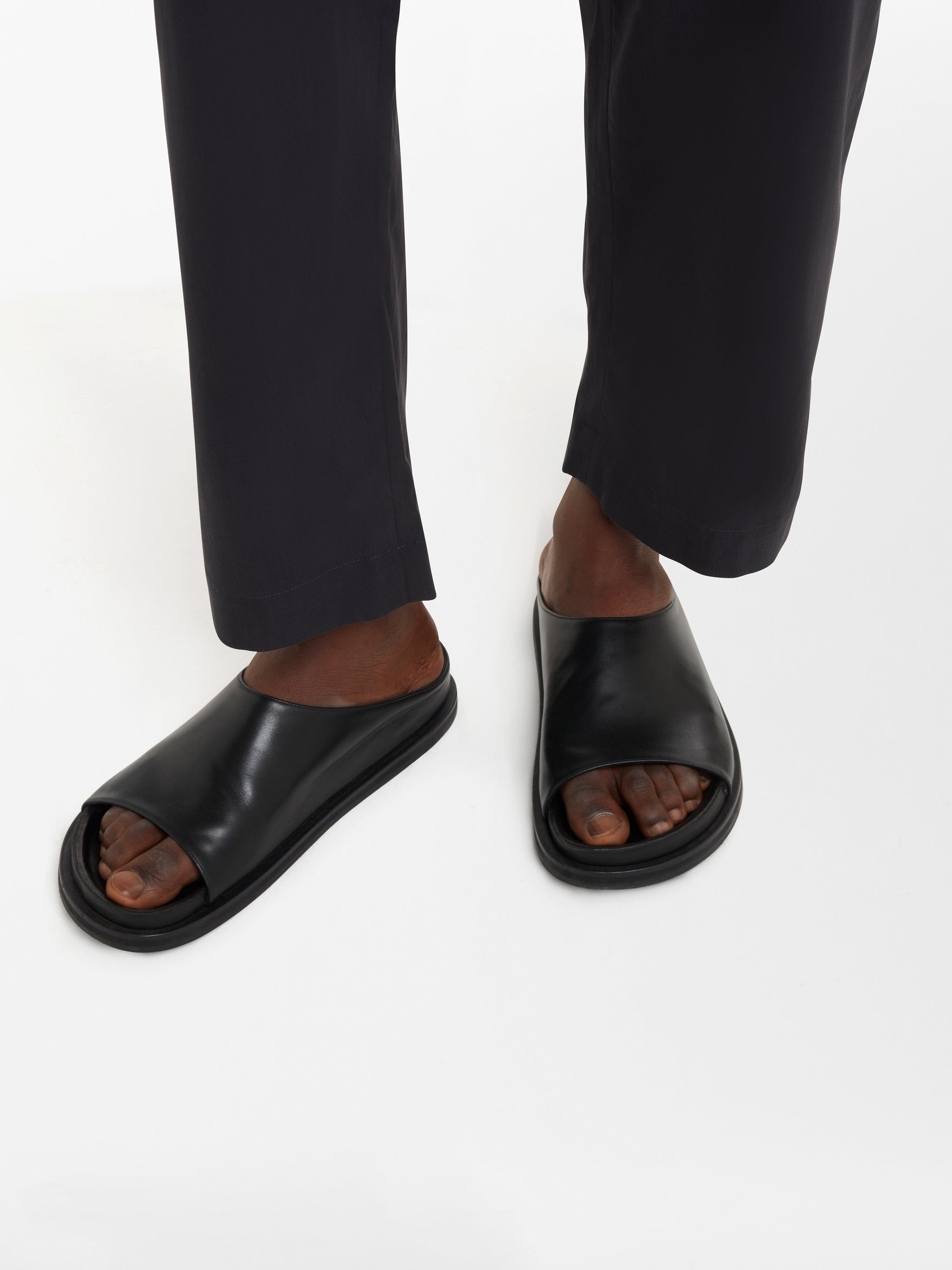 サンダル・ミュール STUDIO NICHOLSON SS25 (SPRINGSNW 972 BLACK) Women's Spring Sandal in Black– Studio Nicholson