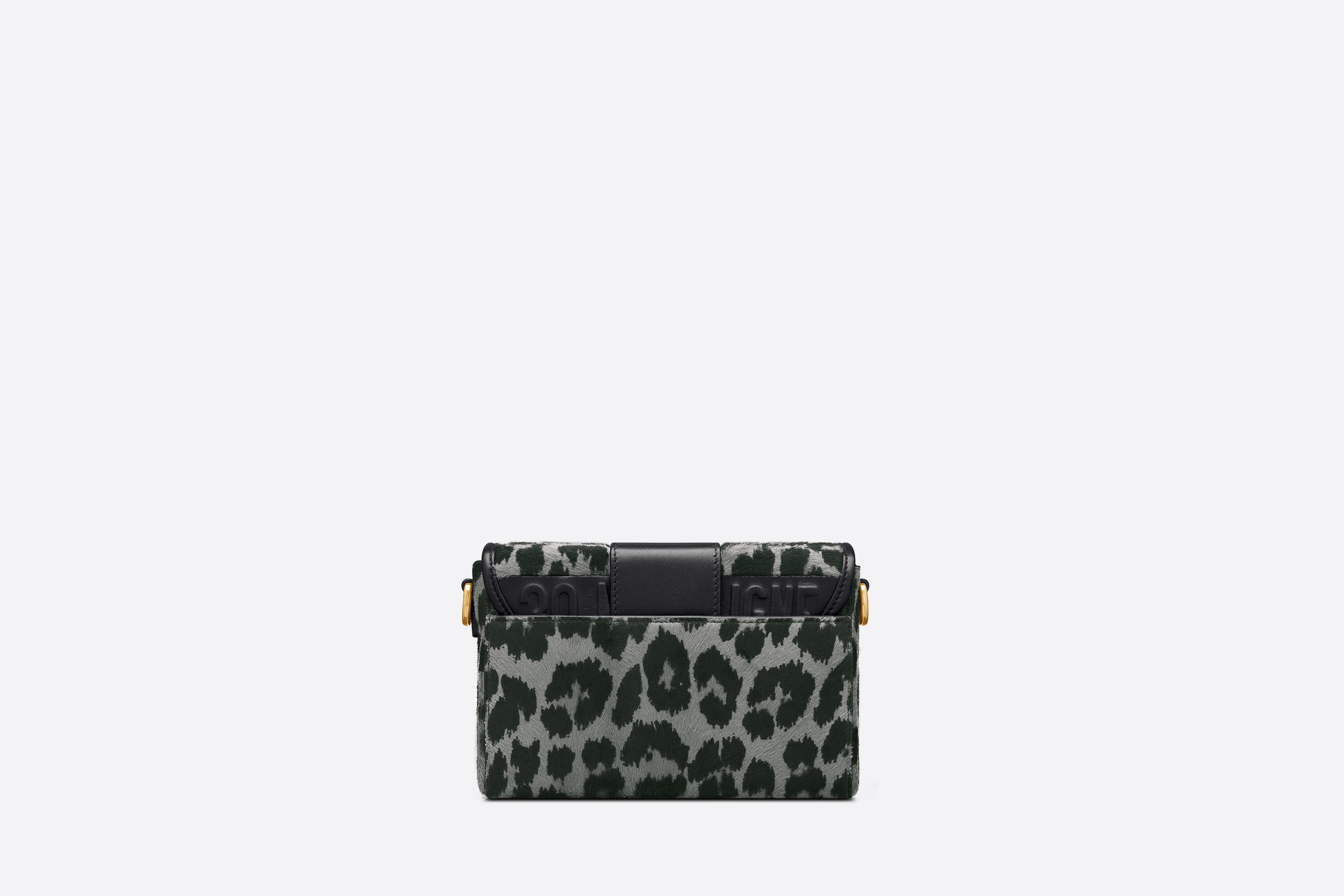 30 Montaigne Box Bag 5