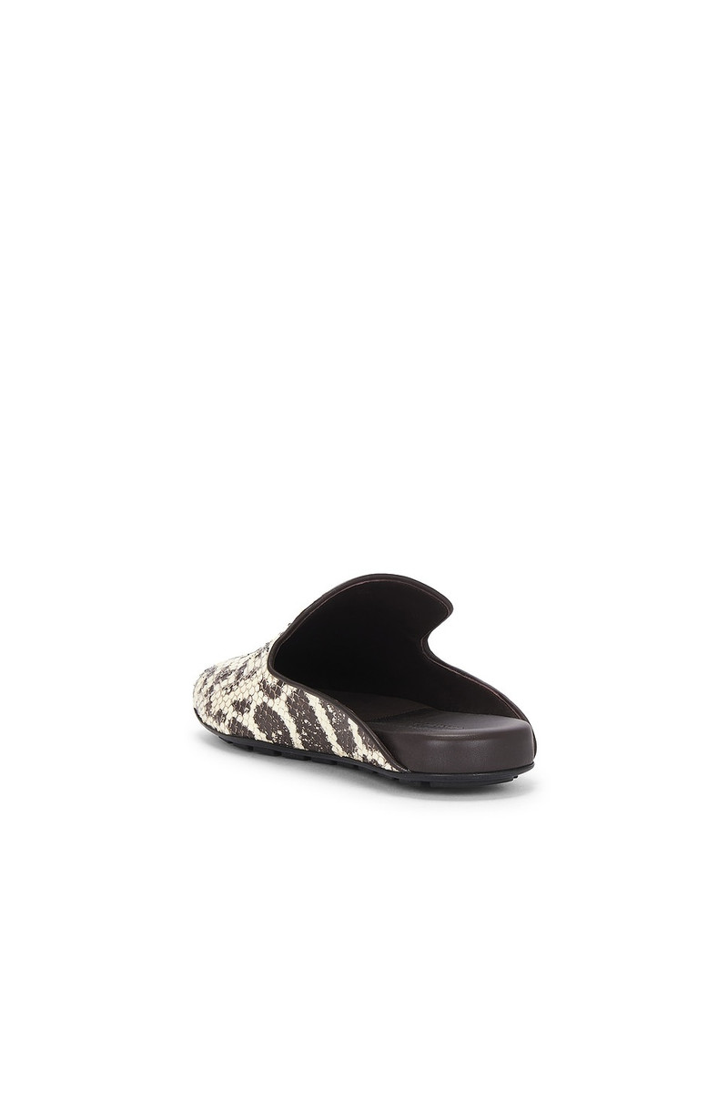 Bottega Veneta Roma Slipper outlook