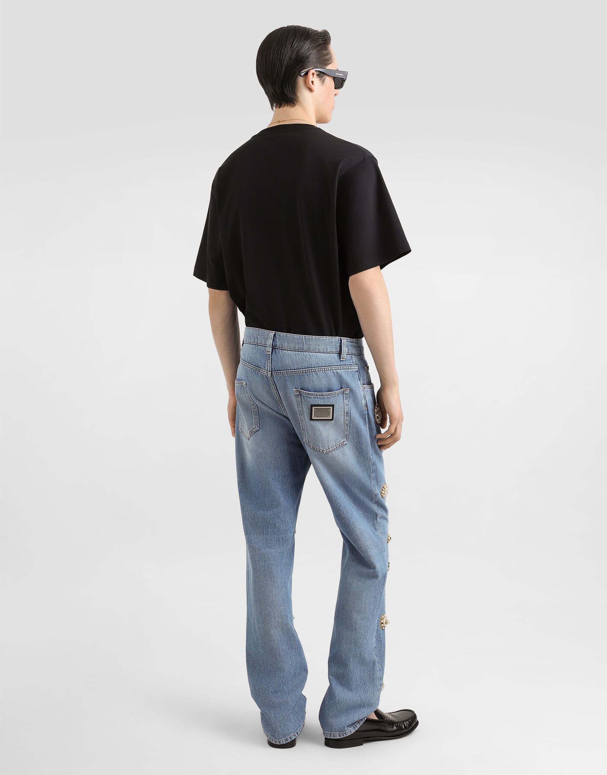 Classic cotton jeans with tag and bejeweled details - 3