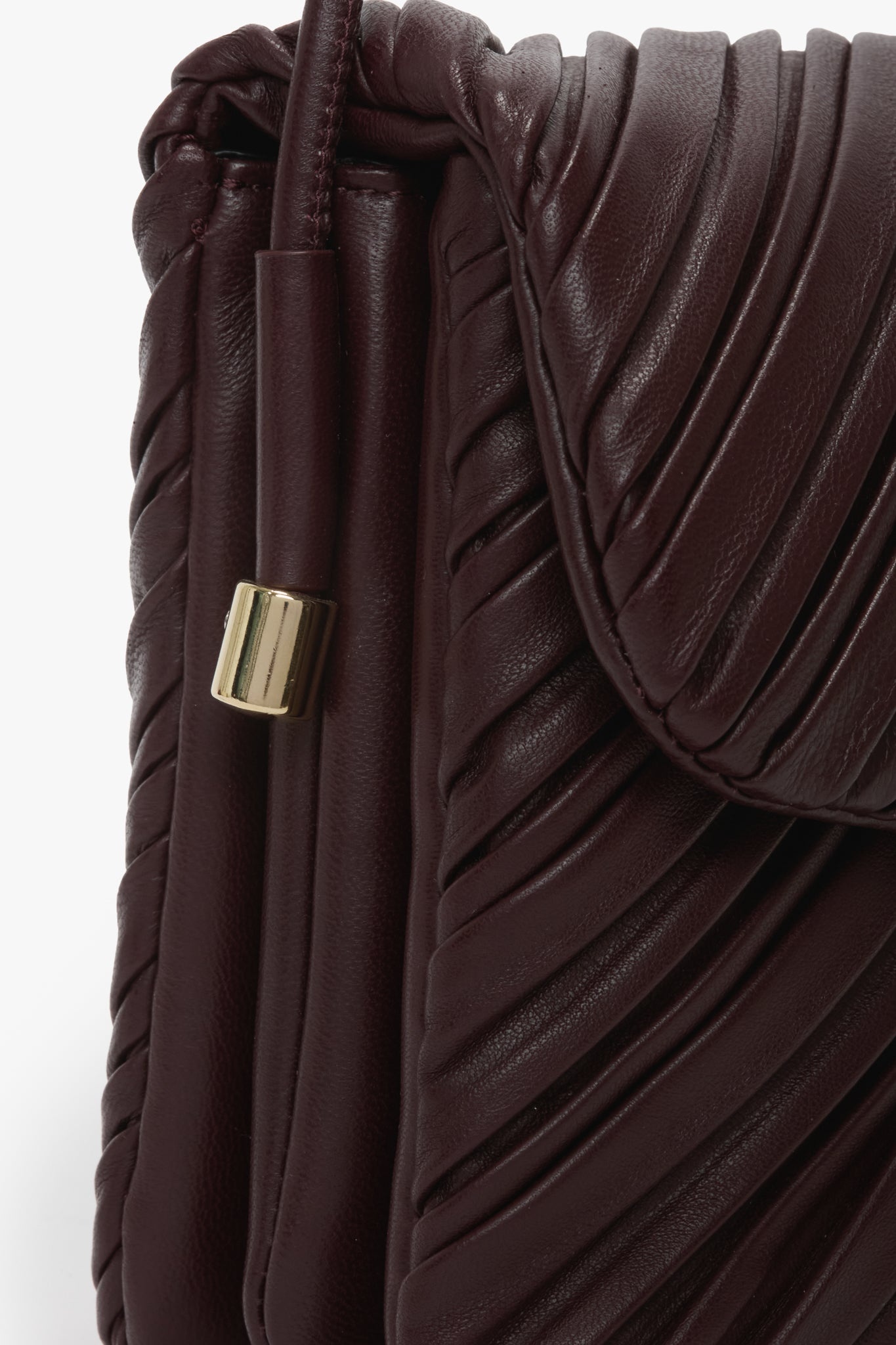 Soft Dorian Bag In Burgundy Pleated Leather - 4