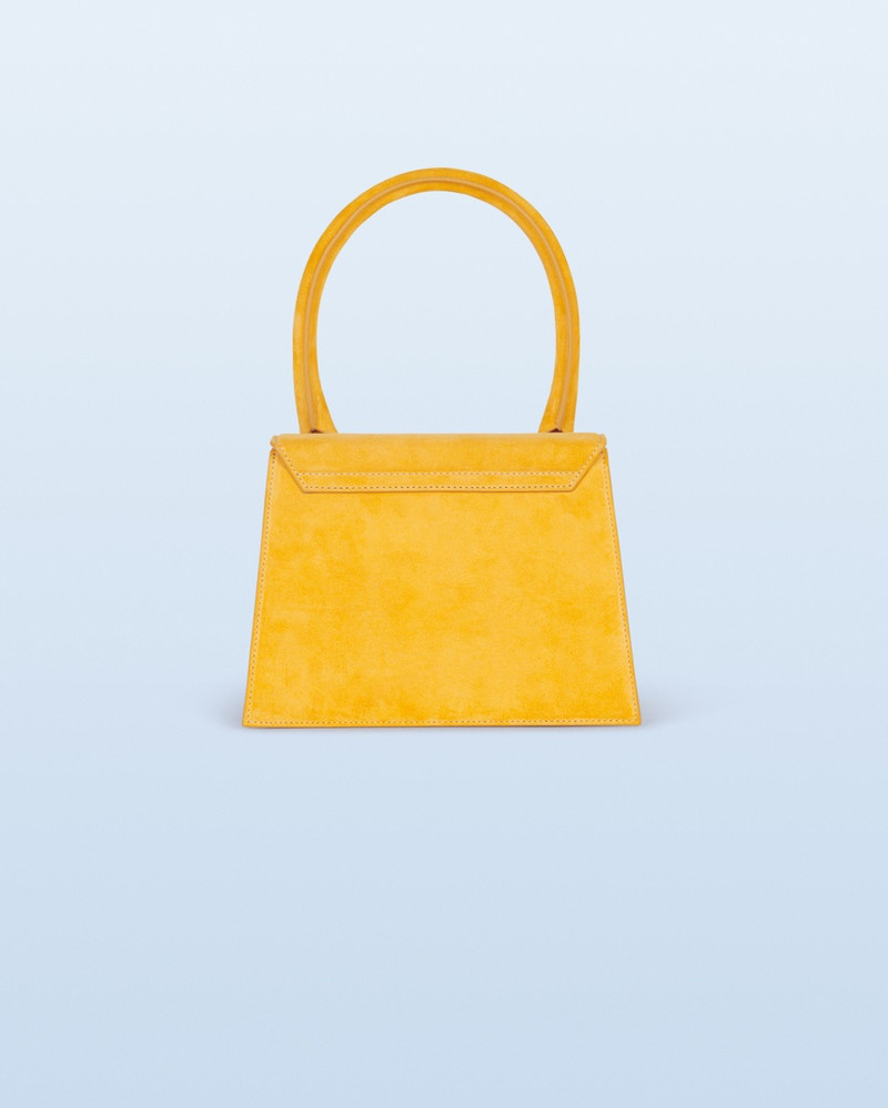 JACQUEMUS Le grand Chiquito outlook