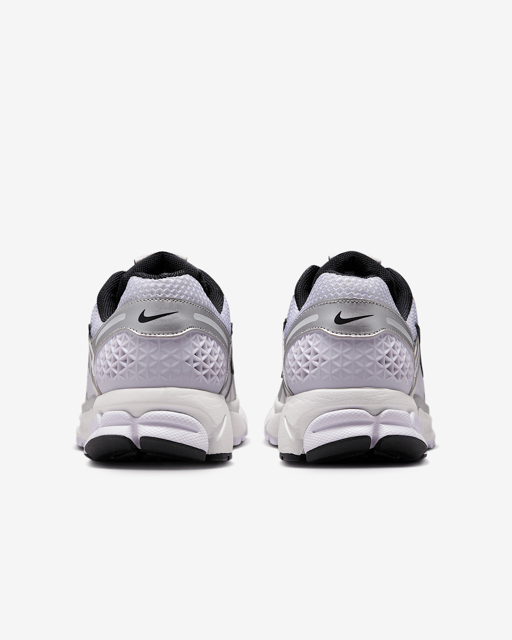 Nike Zoom Vomero 5 Women's Shoes - 6