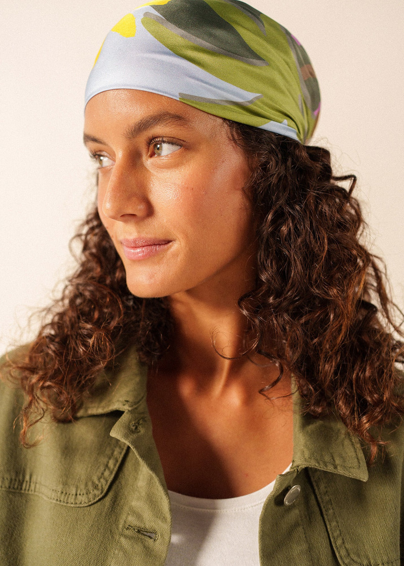 Triangle silk scarf 4