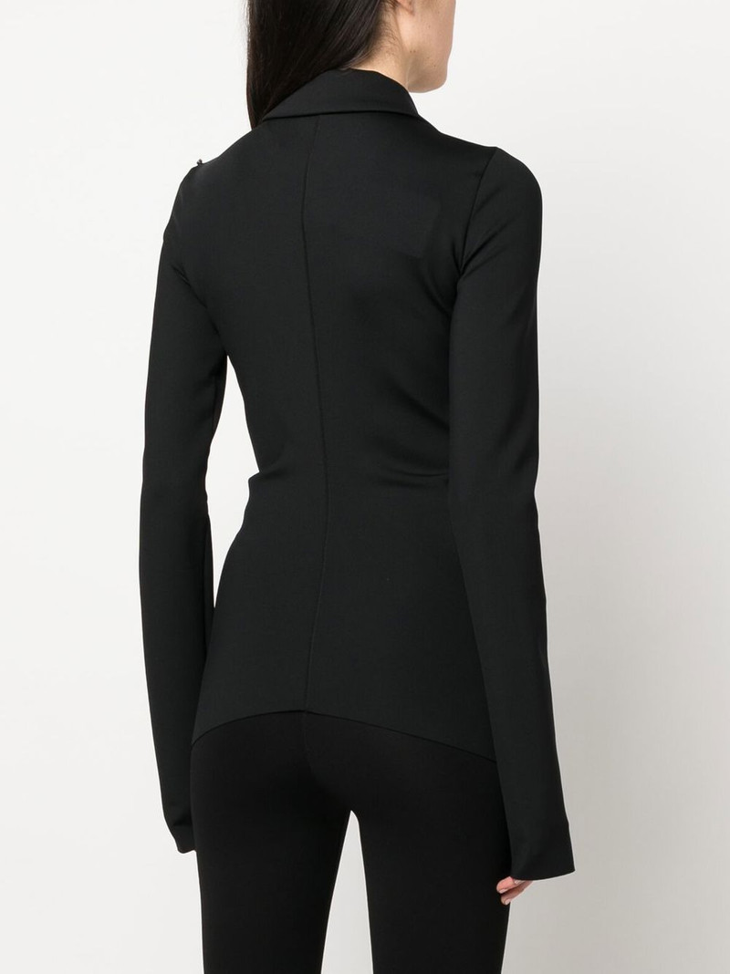 button-fastening detail jacket 4