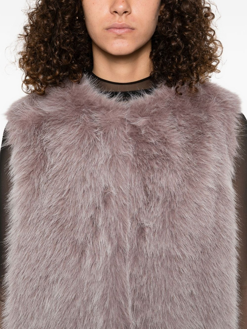faux-fur sleeveless vest 5