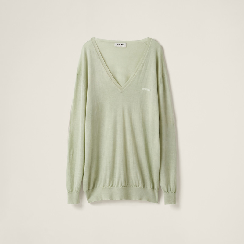 V-neck cashmere sweater 1