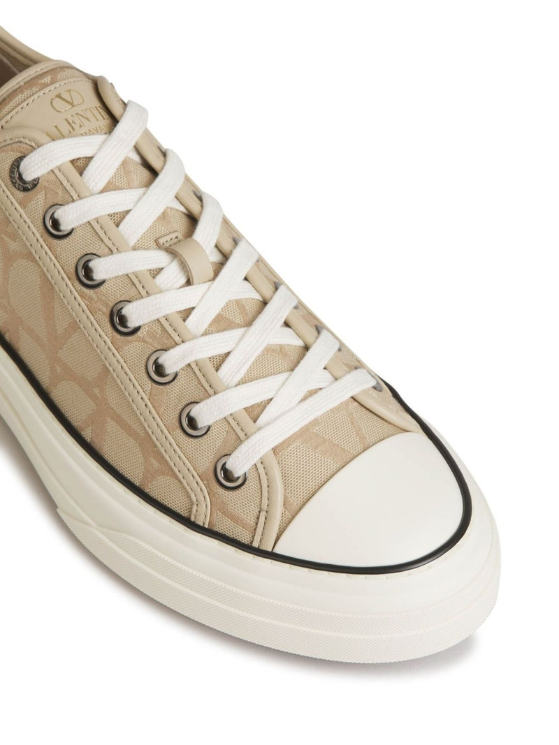 Toile Iconographe sneakers 4