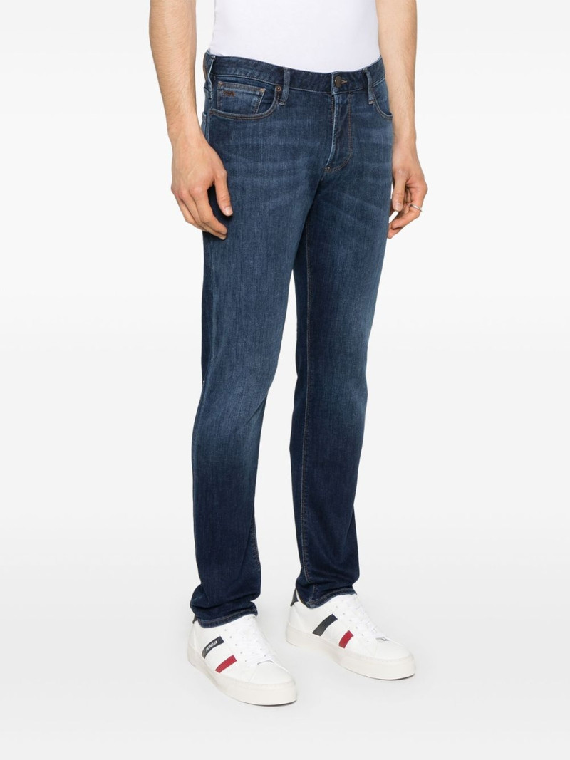 skinny-leg jeans 3