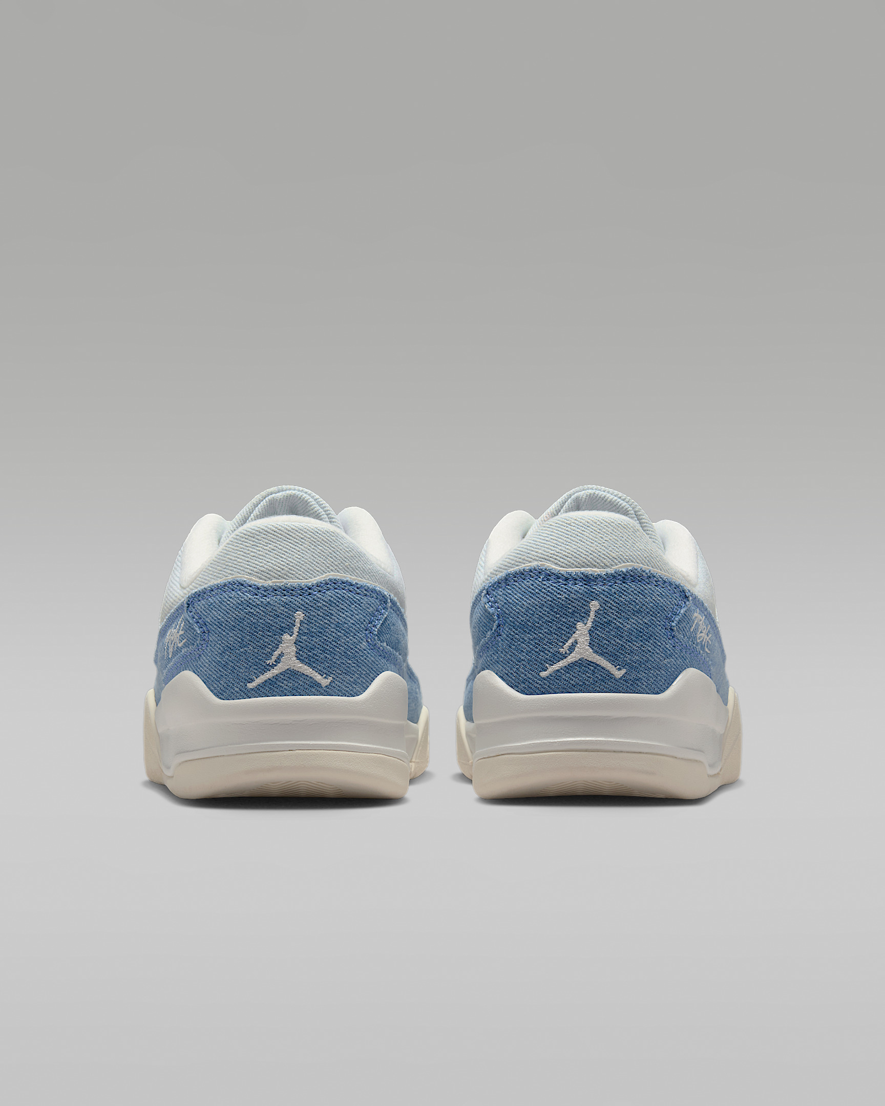 Jordan Flight Court SE Women's Shoes - 6