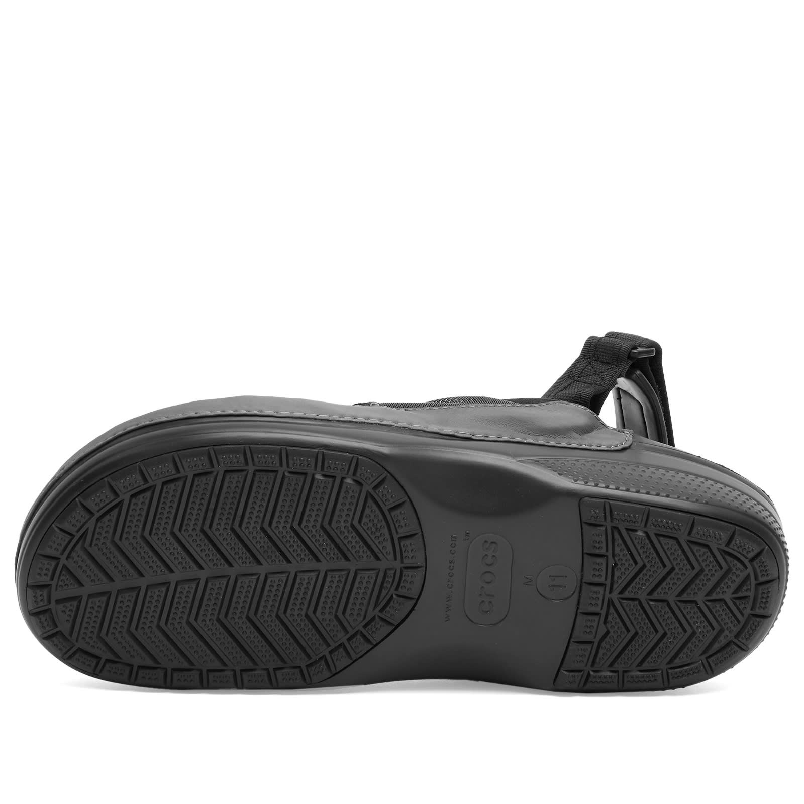 Crocs Running Vest Clog - 5