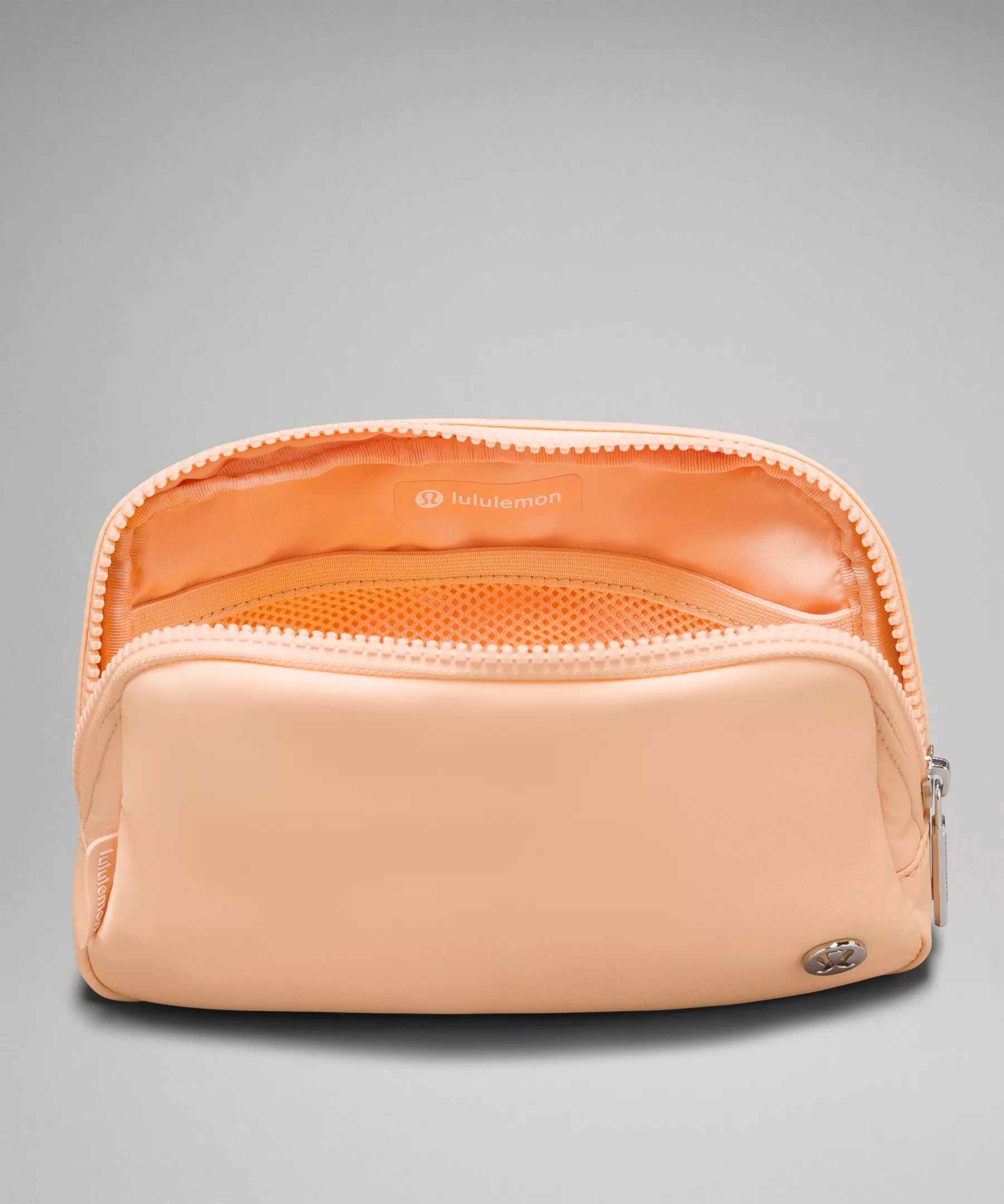 Everywhere Belt Bag 1L - 4