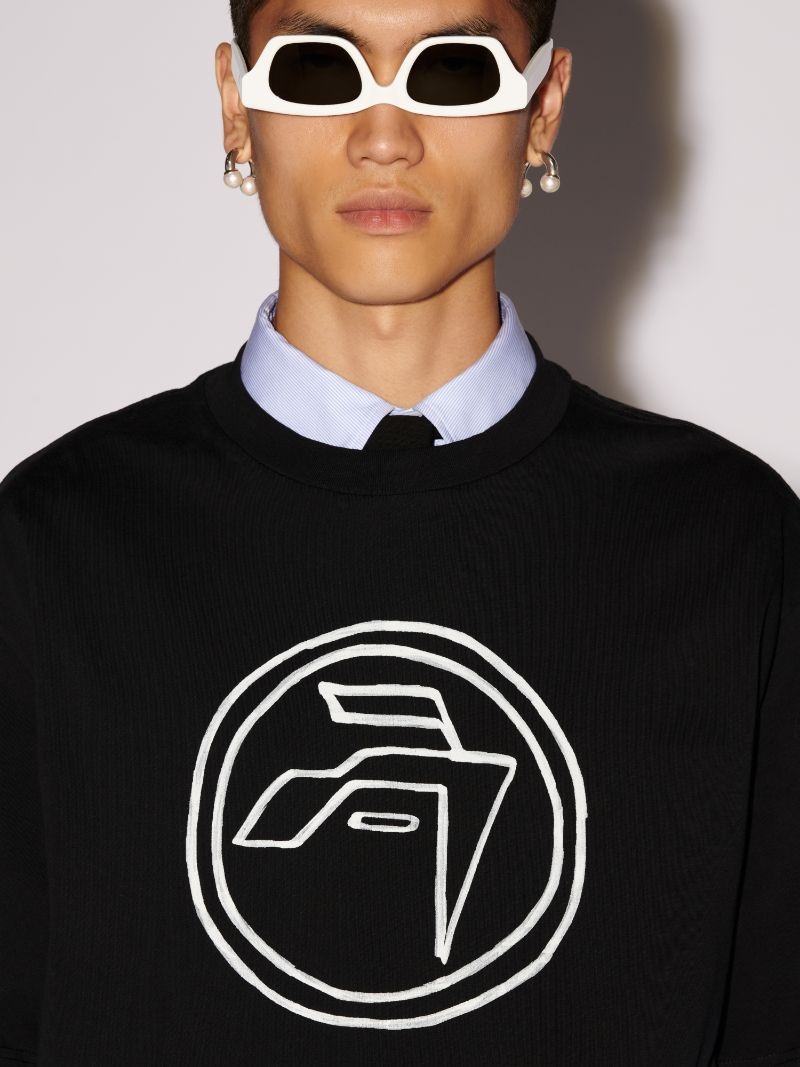 Amblem T-Shirt - 6